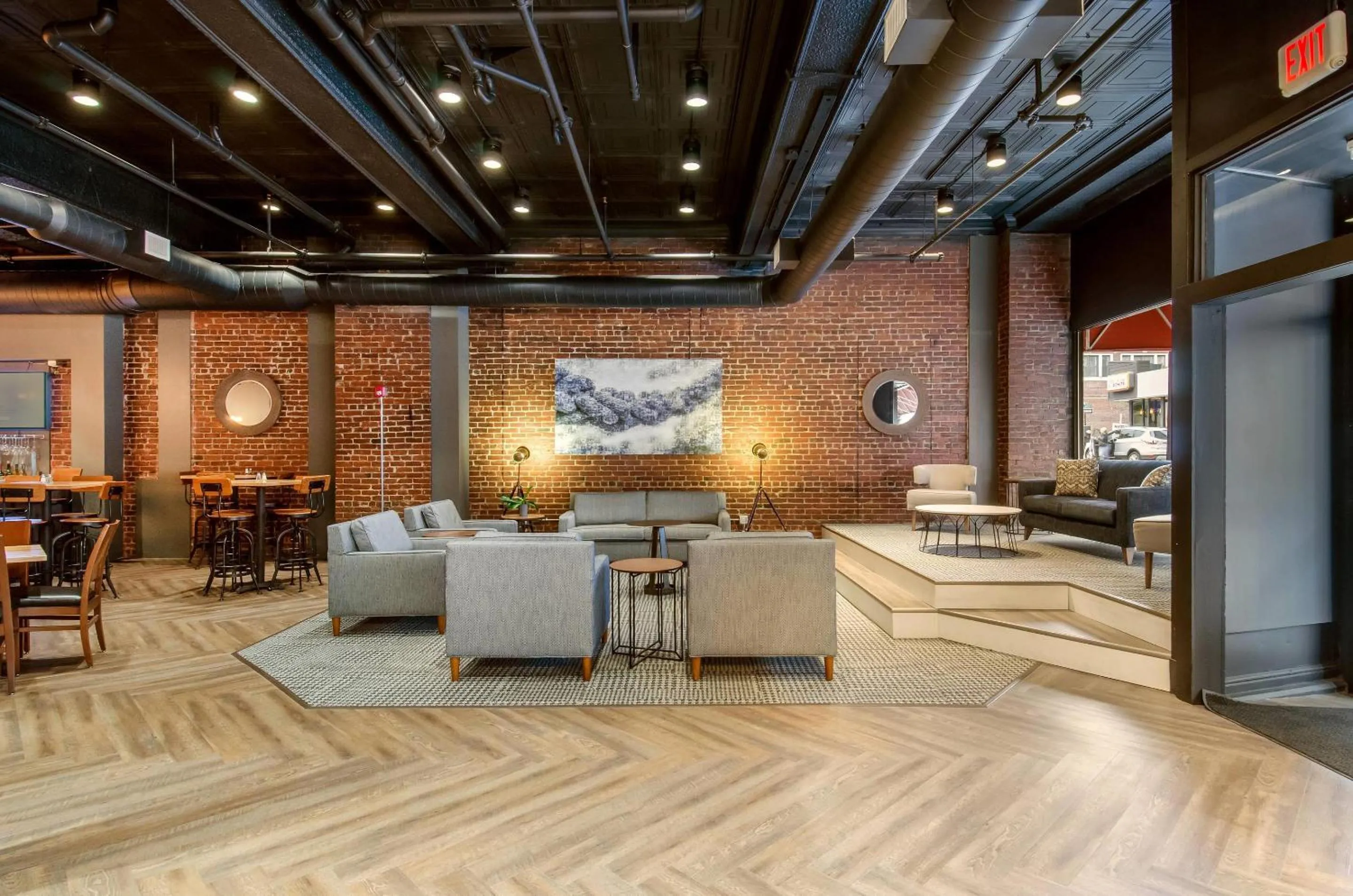Lobby or reception in New Bedford Harbor Hotel, an Ascend Collection Hotel