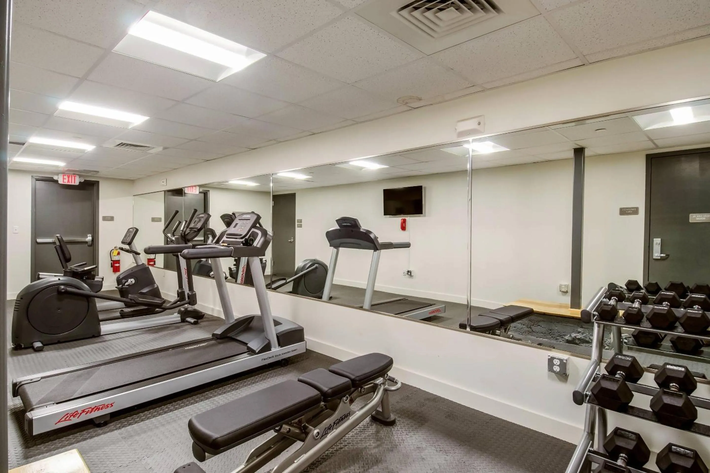 Fitness centre/facilities in New Bedford Harbor Hotel, an Ascend Collection Hotel