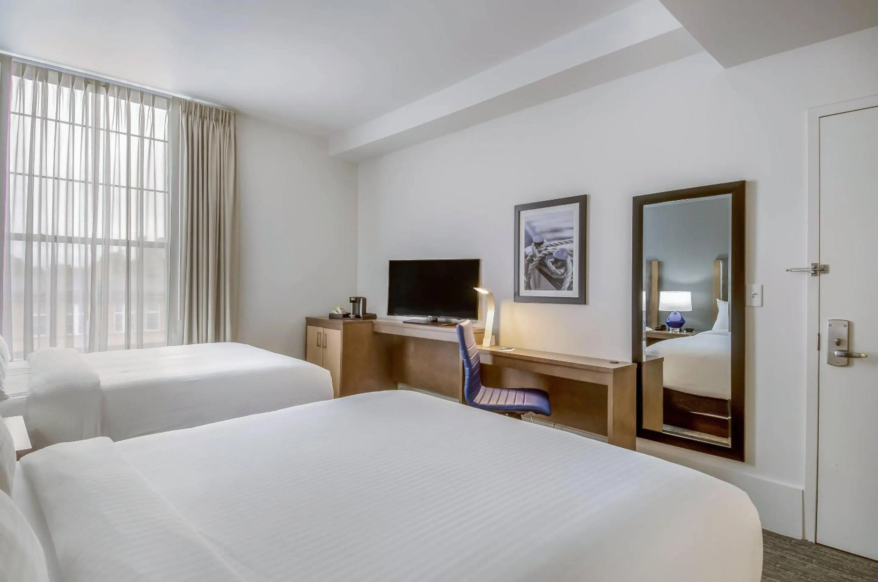 Bedroom, Bed in New Bedford Harbor Hotel, an Ascend Collection Hotel