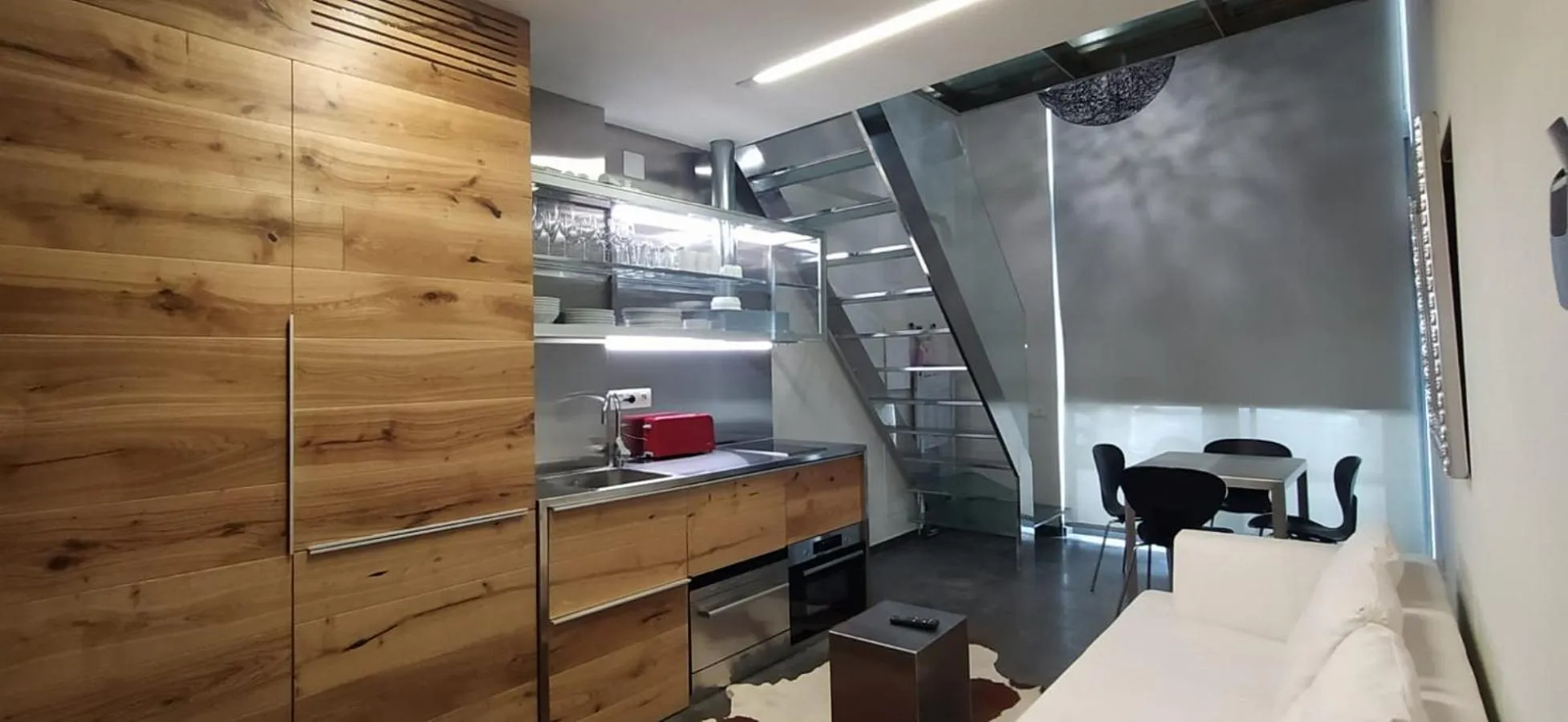 Kitchen or kitchenette, Bed in My Space Barcelona Pool City Center