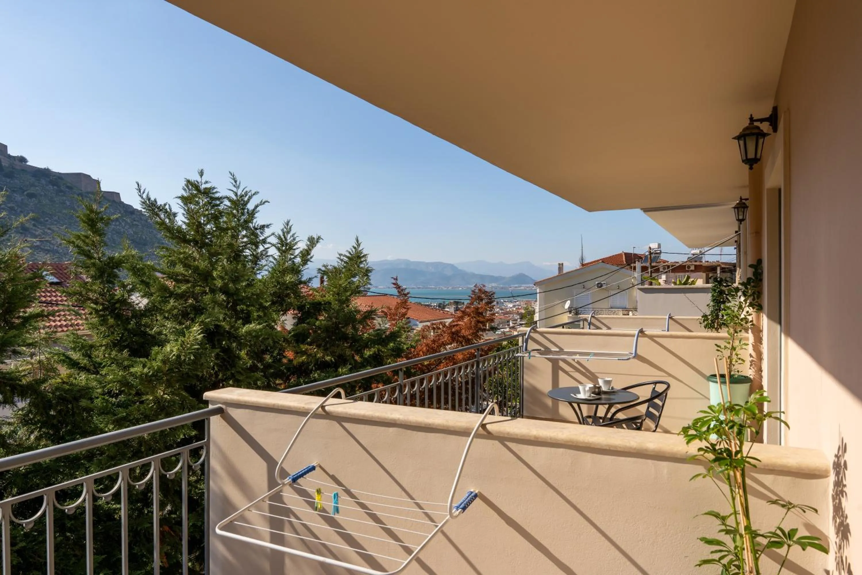 Day in Aerinon Guesthouse