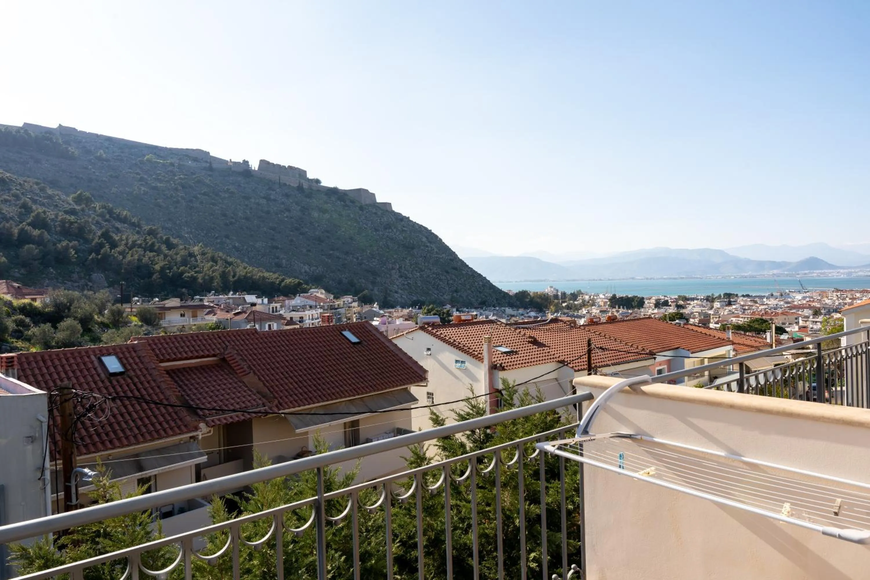 Day in Aerinon Guesthouse