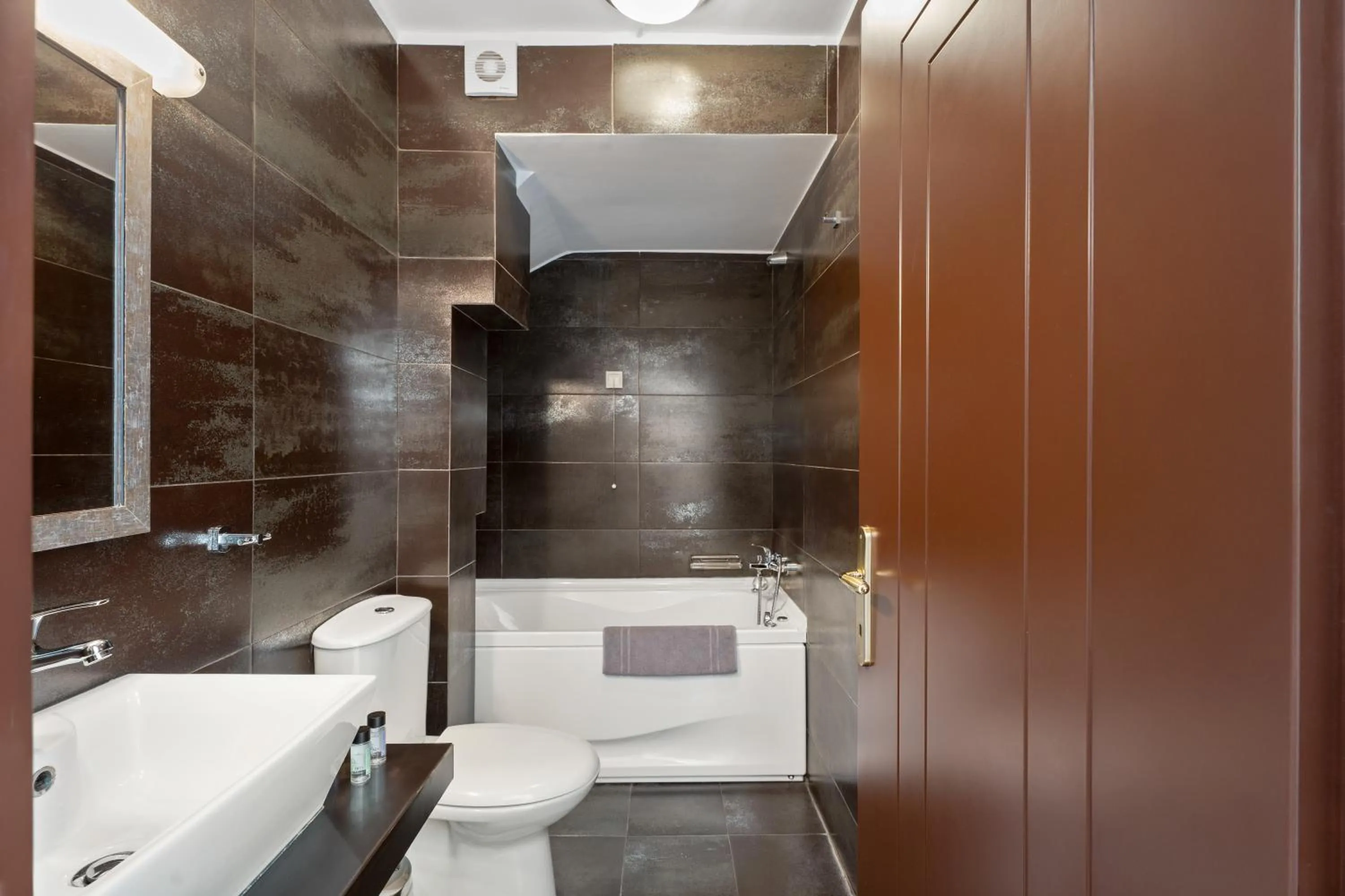 Bathroom in Aerinon Guesthouse