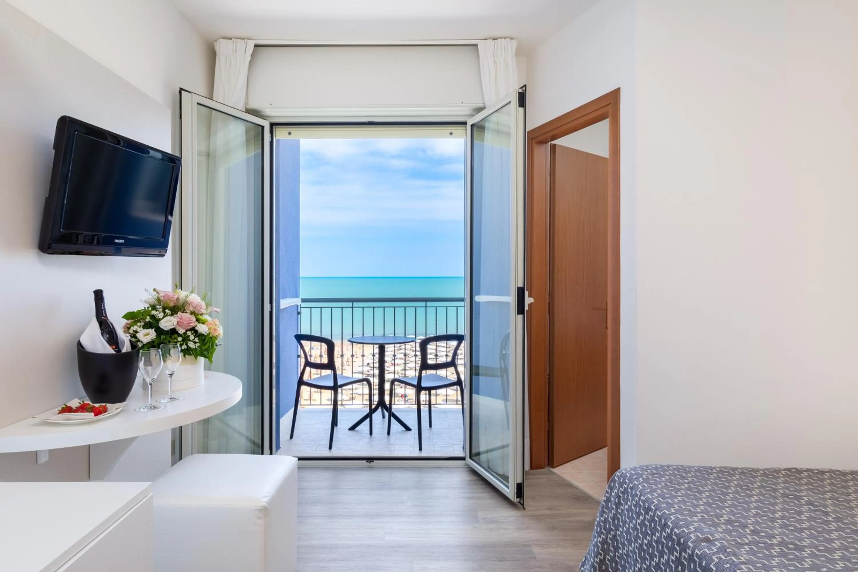 Bed in Hotel Nettuno