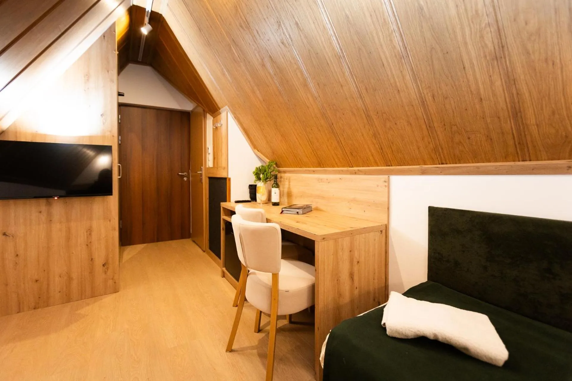 Bed in Willa Bystry Potok