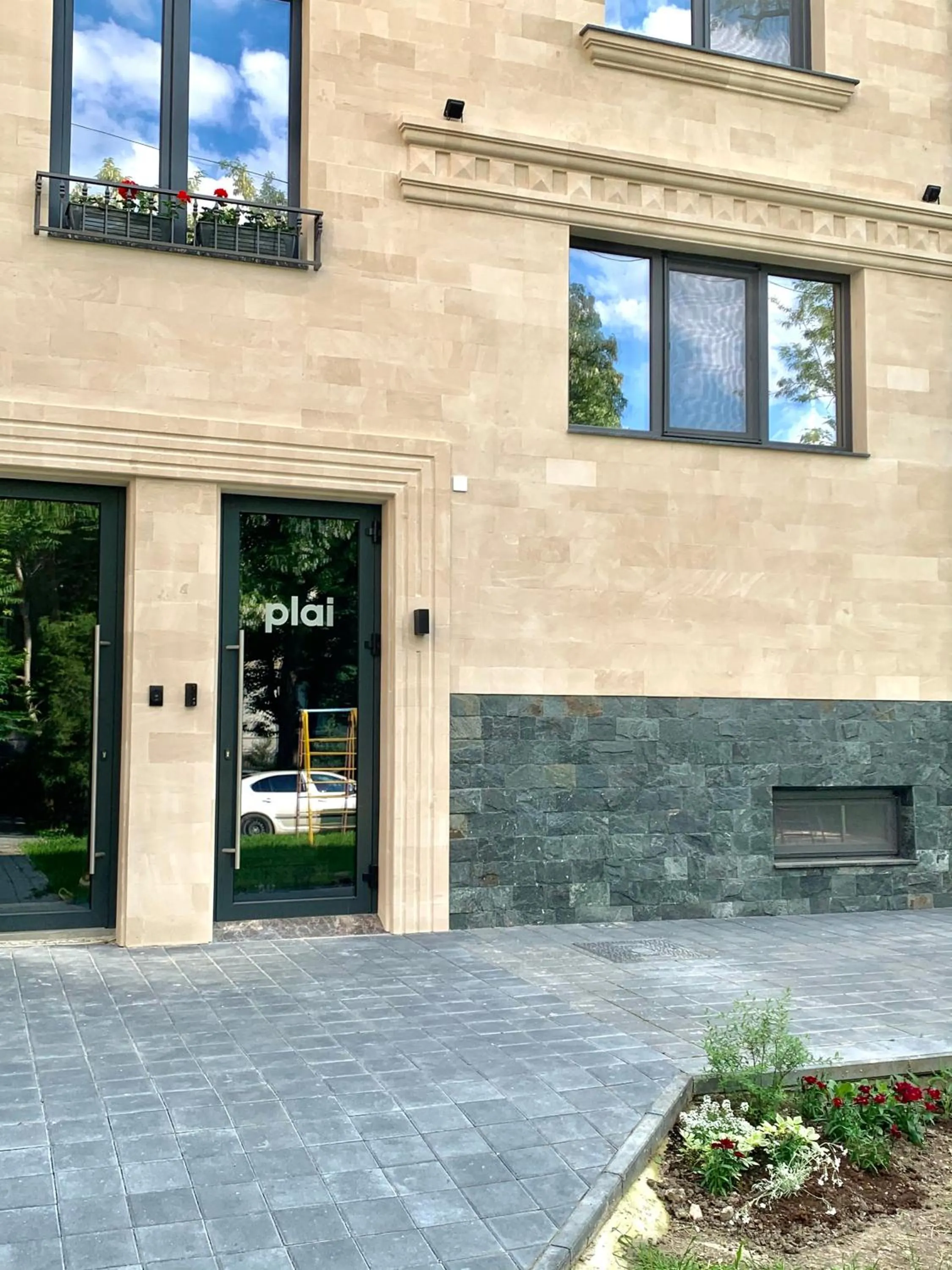 Property building in Plai Hotel