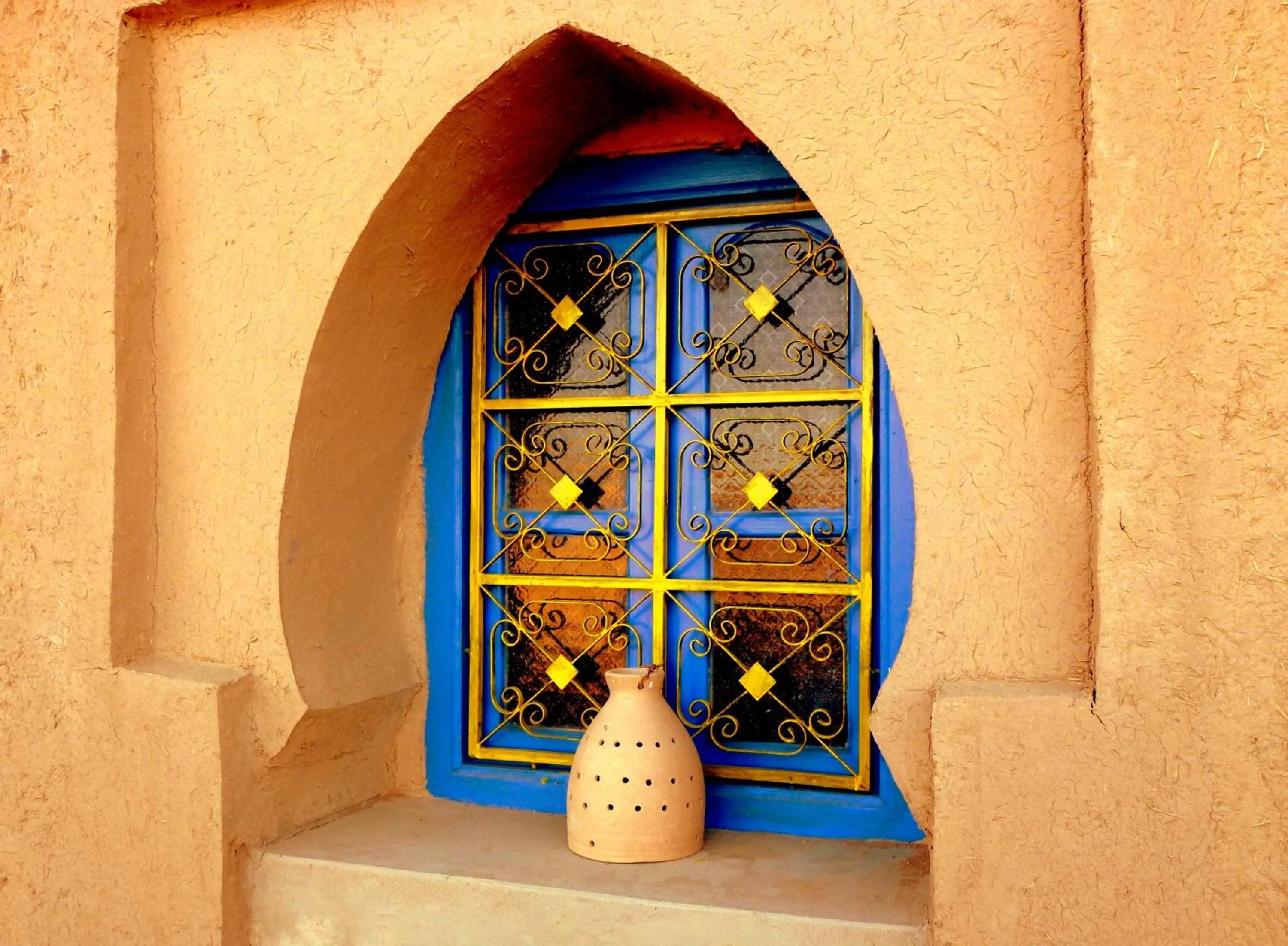 Facade/entrance in La Vallée des Dunes - Auberge, randonnées et circuits