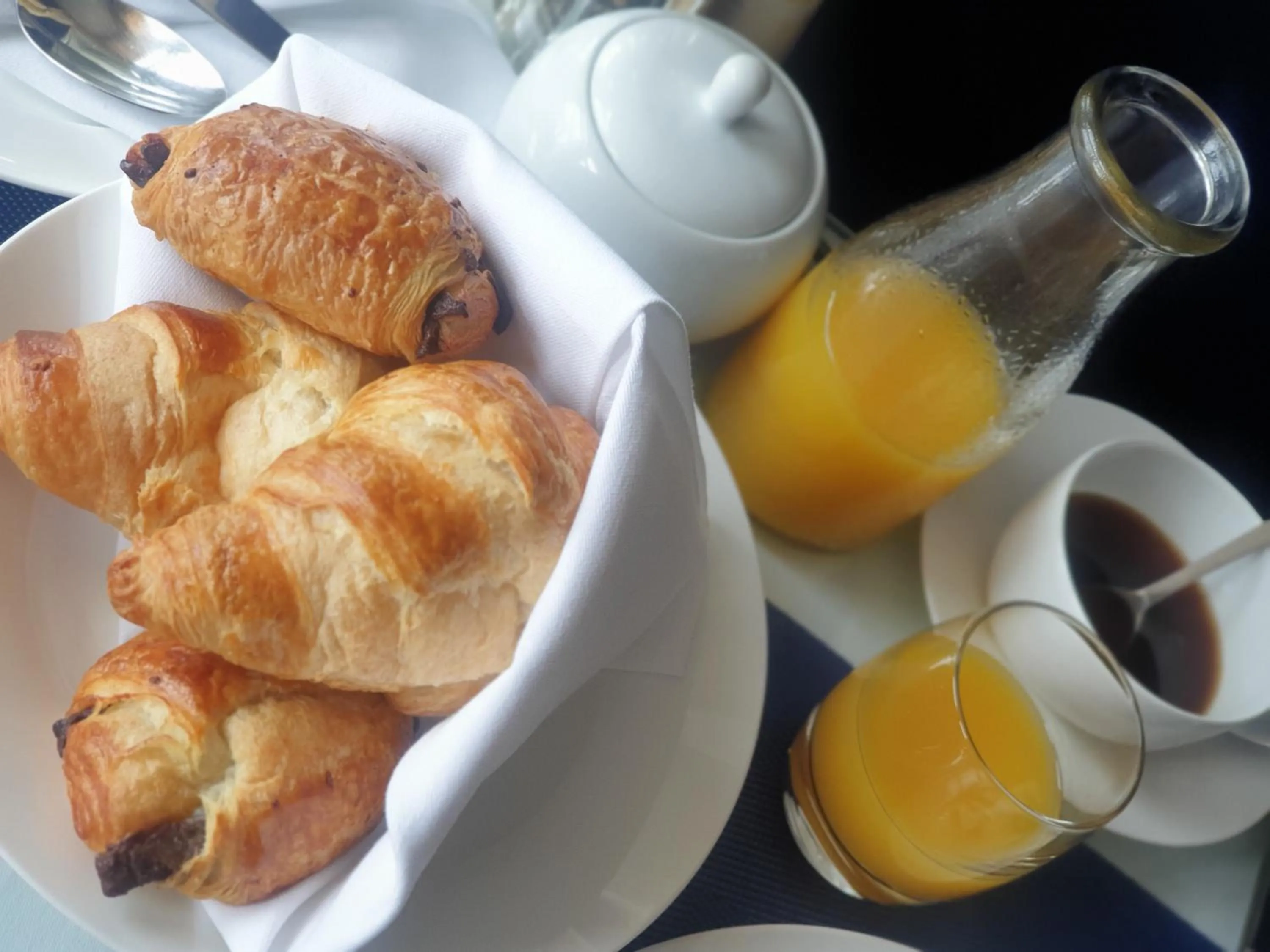 Breakfast in Villa Marina