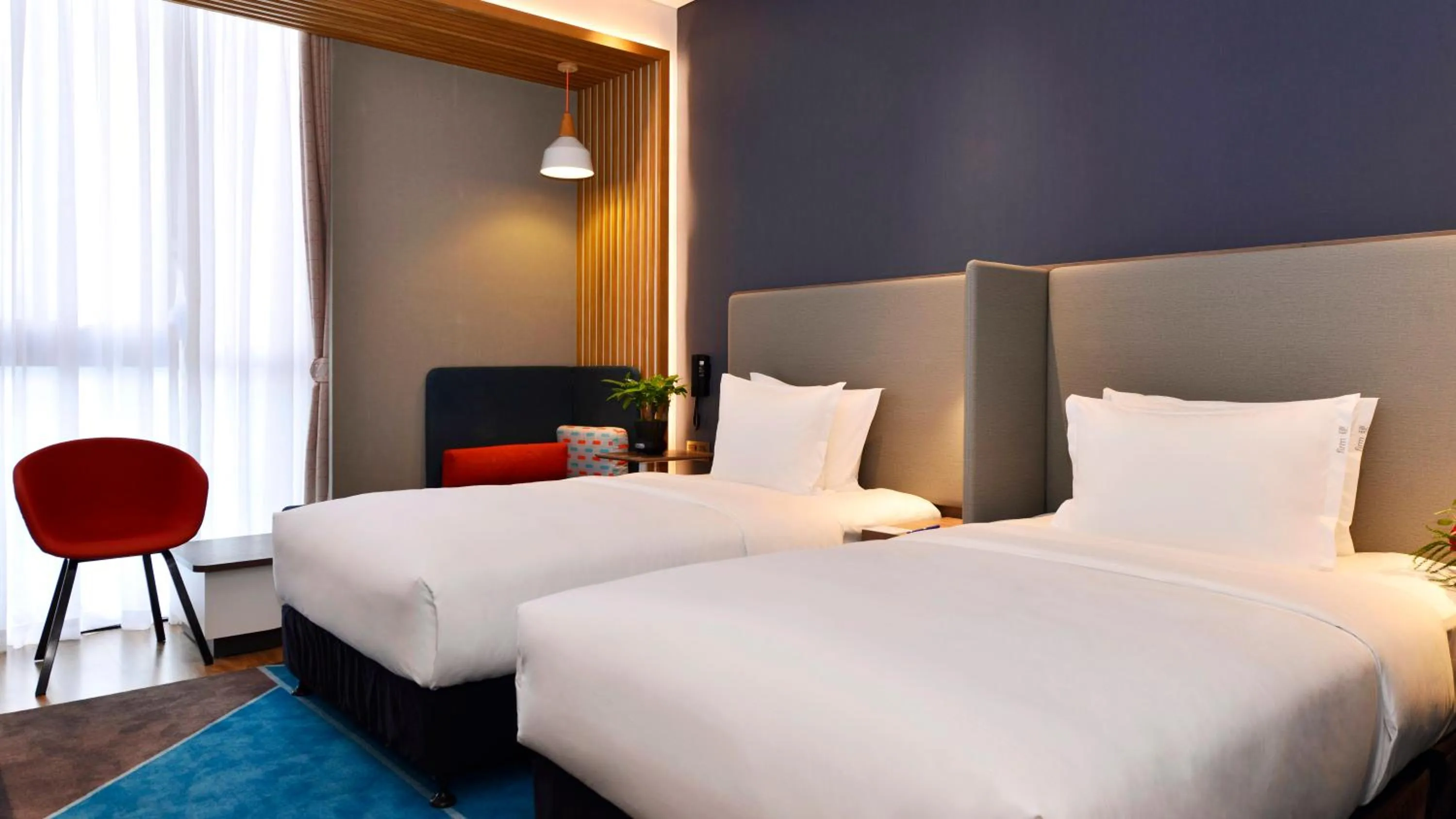 Photo of the whole room, Bed in Holiday Inn Express Luanchuan by IHG