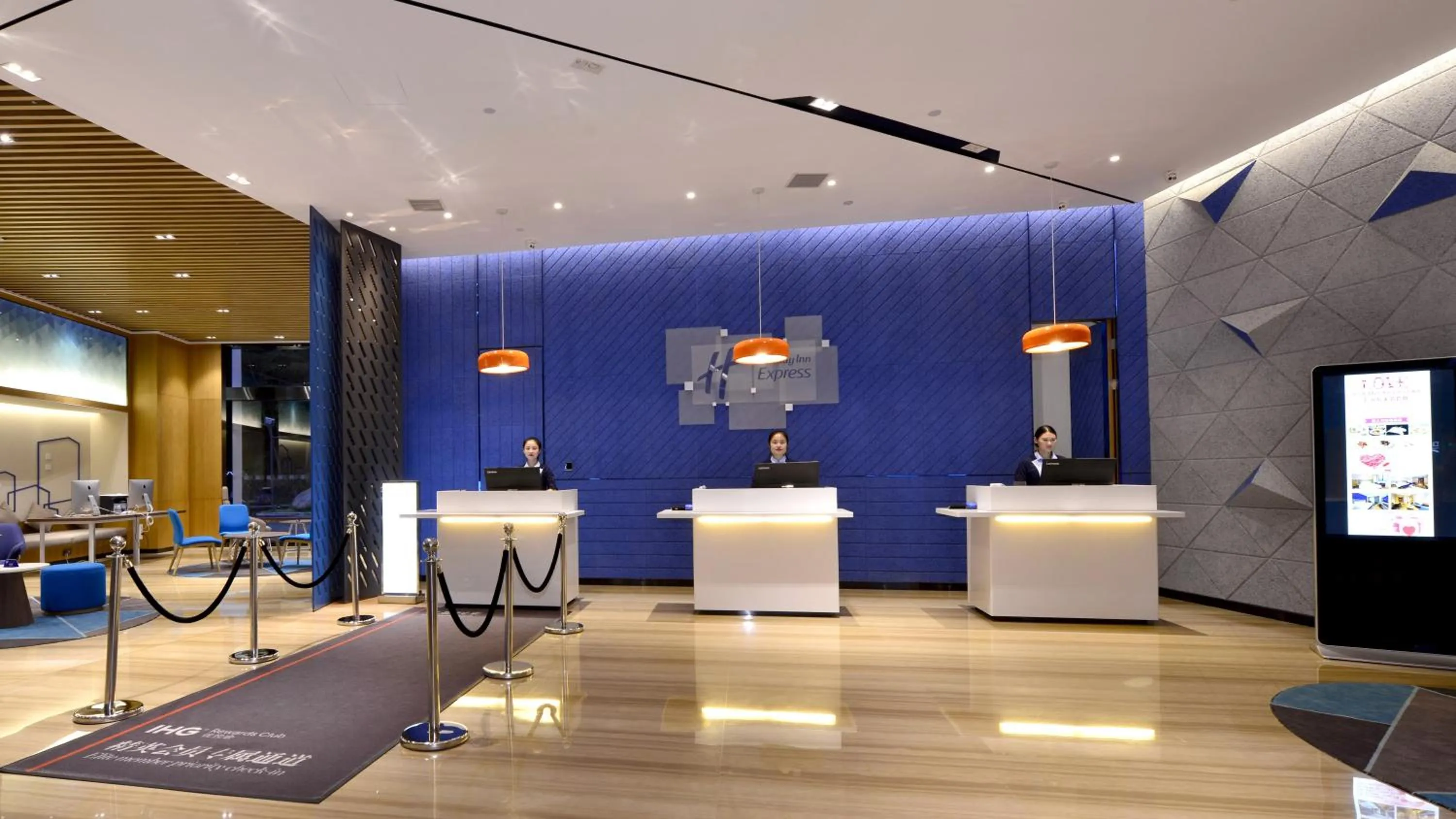 Property building in Holiday Inn Express Luanchuan by IHG