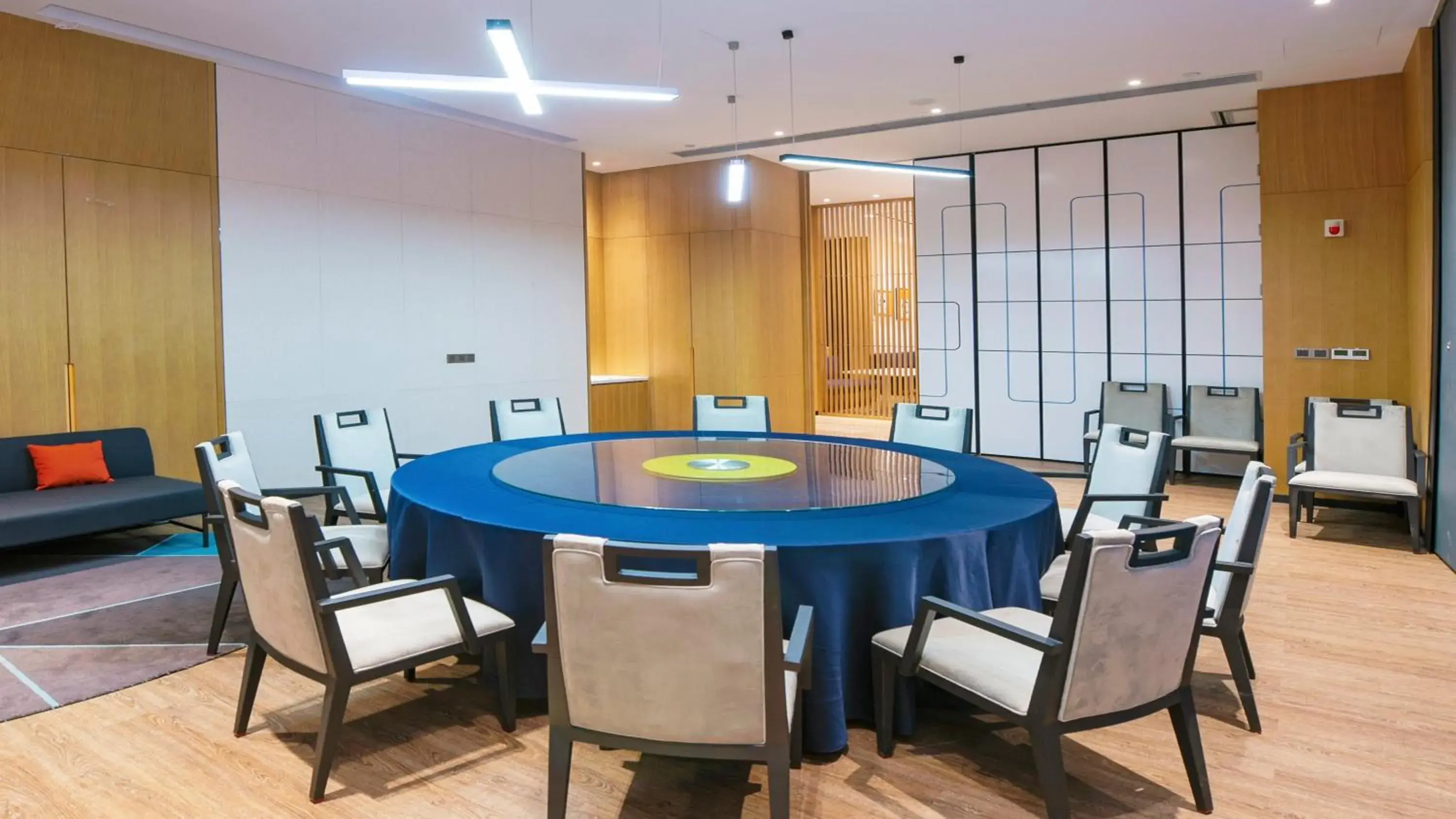 Restaurant/places to eat in Holiday Inn Express Luanchuan by IHG Restaurant/places to eat in Holiday Inn Express Luanchuan by IHG