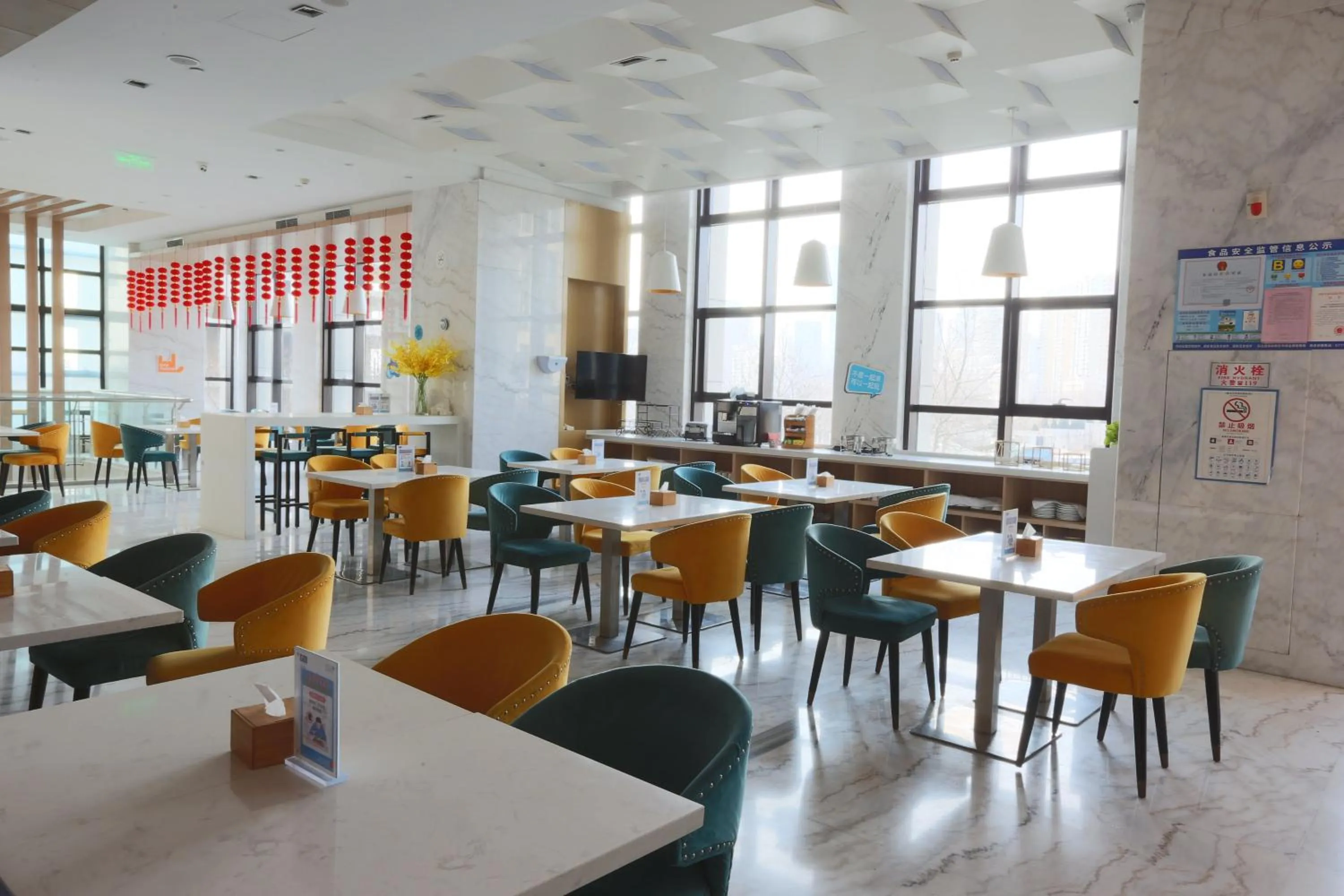 Restaurant/places to eat in Holiday Inn Express - Qingdao West Coast by IHG