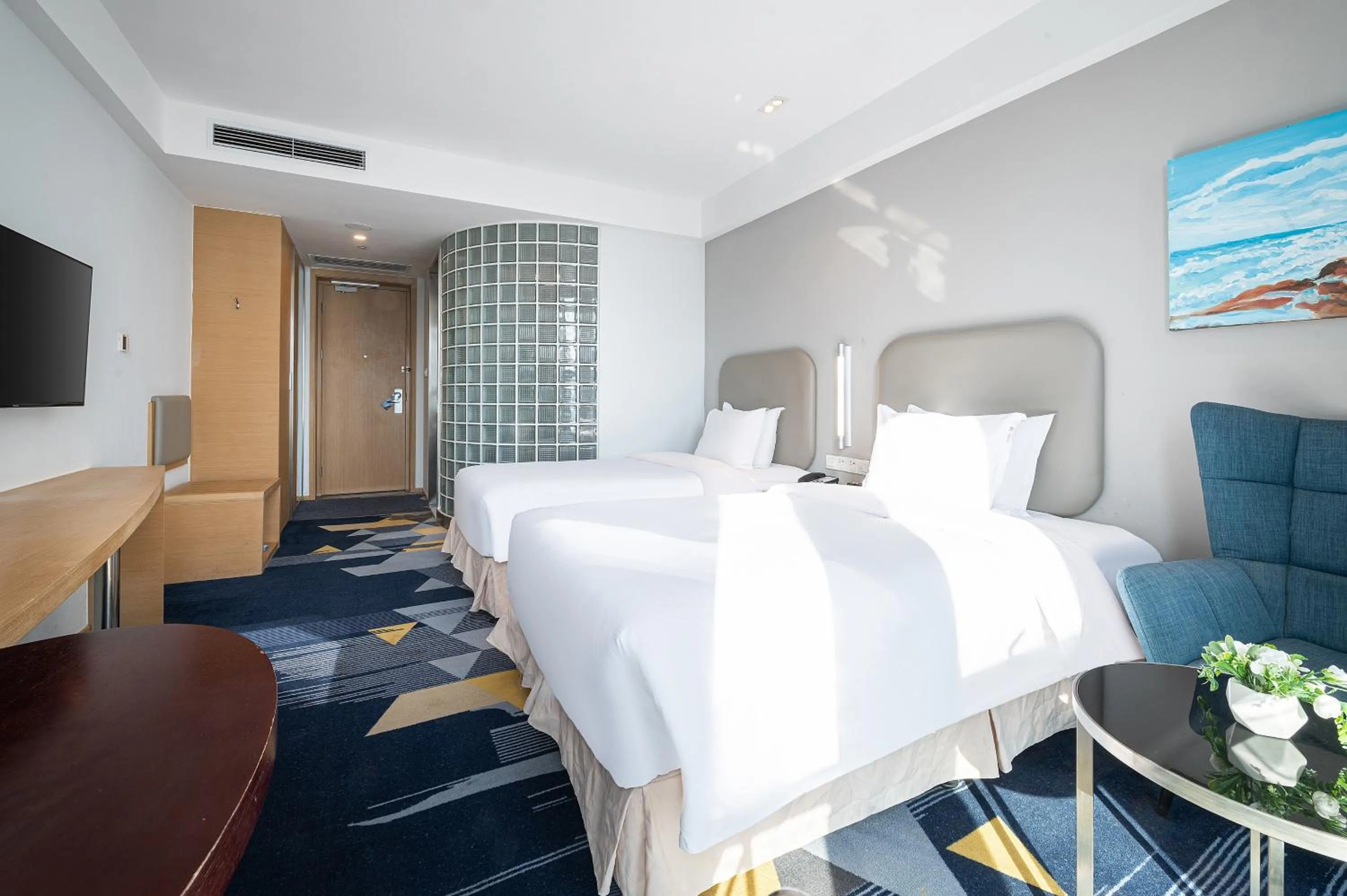Bed in Holiday Inn Express - Qingdao West Coast by IHG