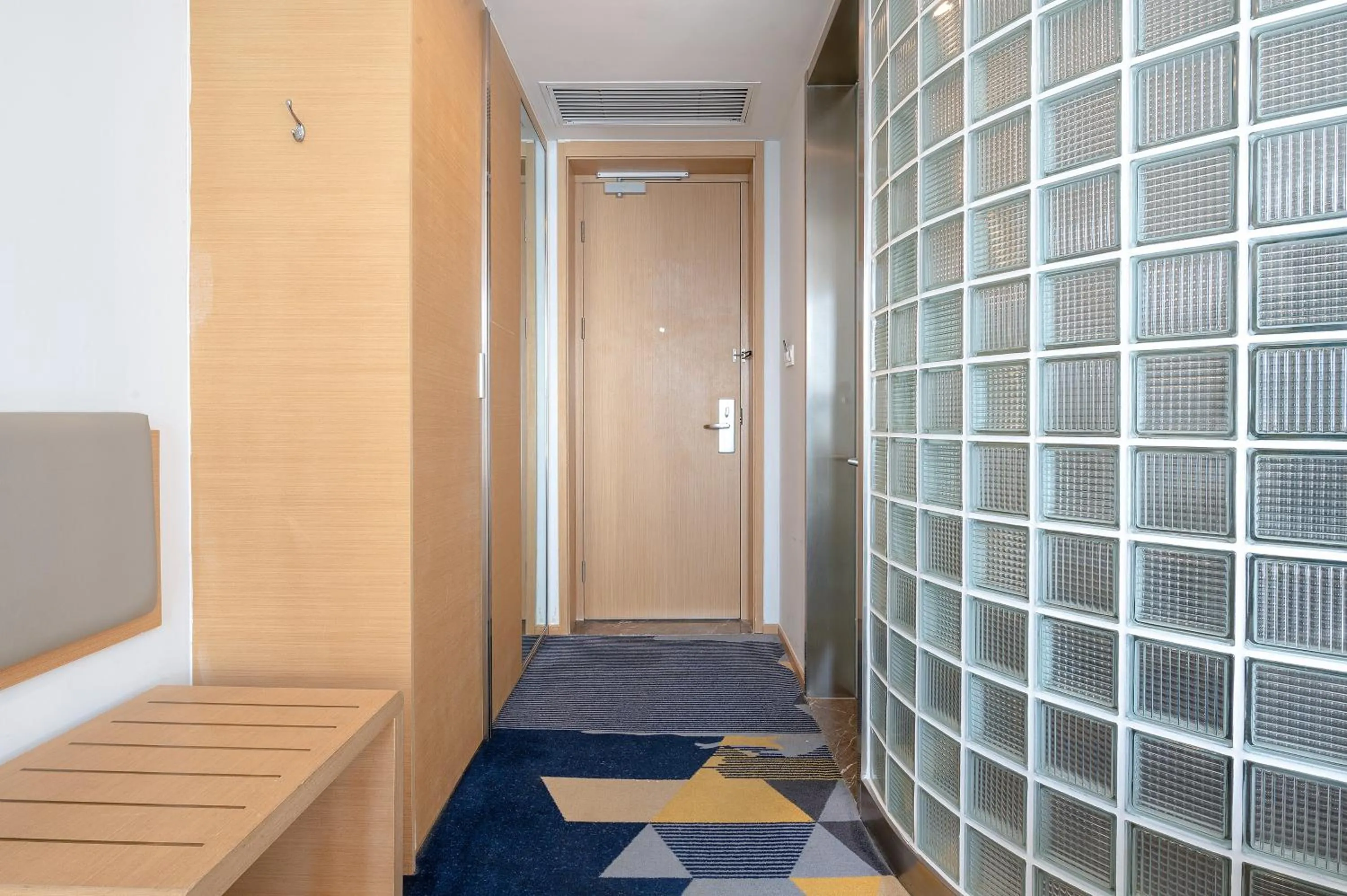 Bedroom in Holiday Inn Express - Qingdao West Coast by IHG