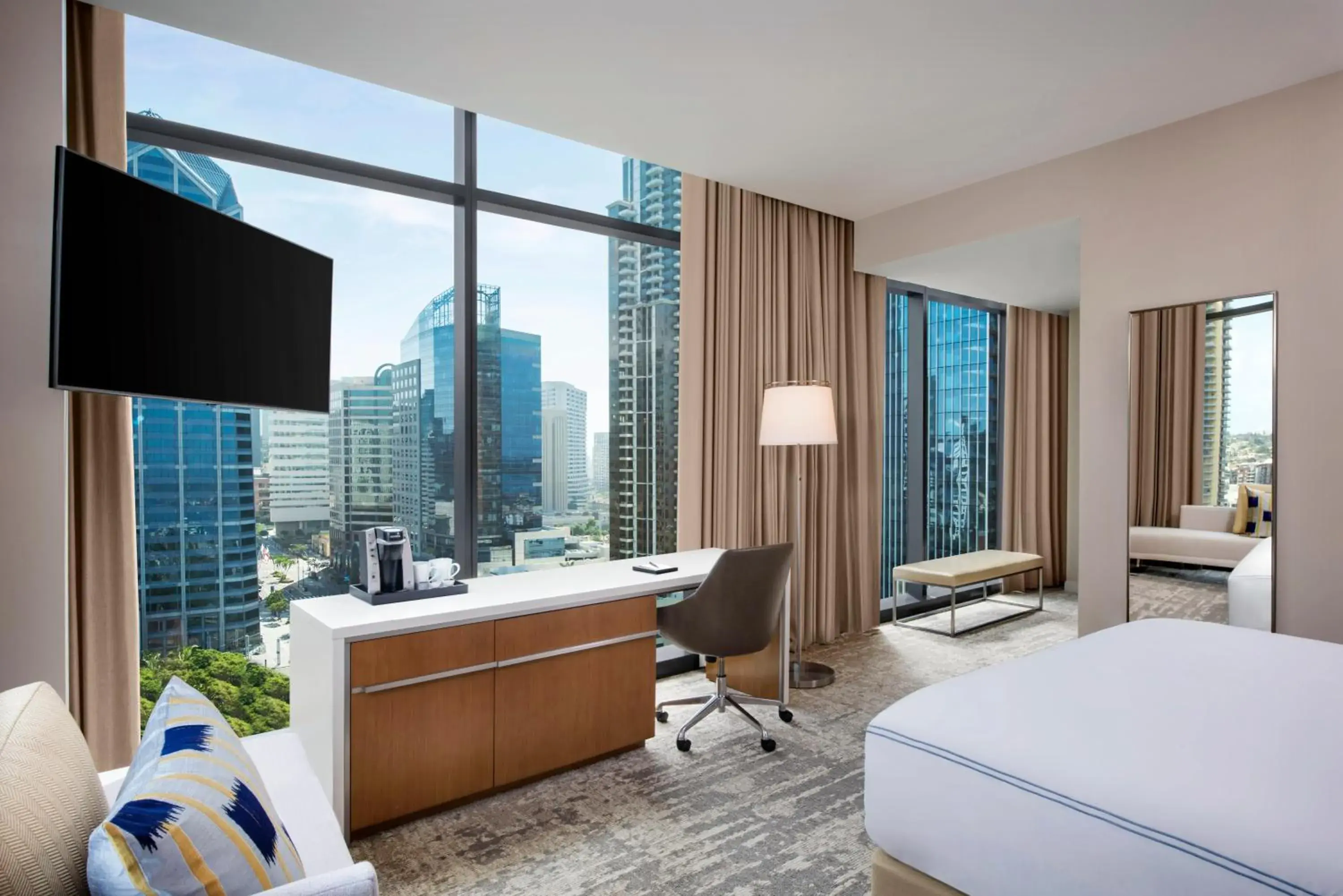 Photo of the whole room, Bed in InterContinental San Diego by IHG Photo of the whole room, Bed in InterContinental San Diego by IHG