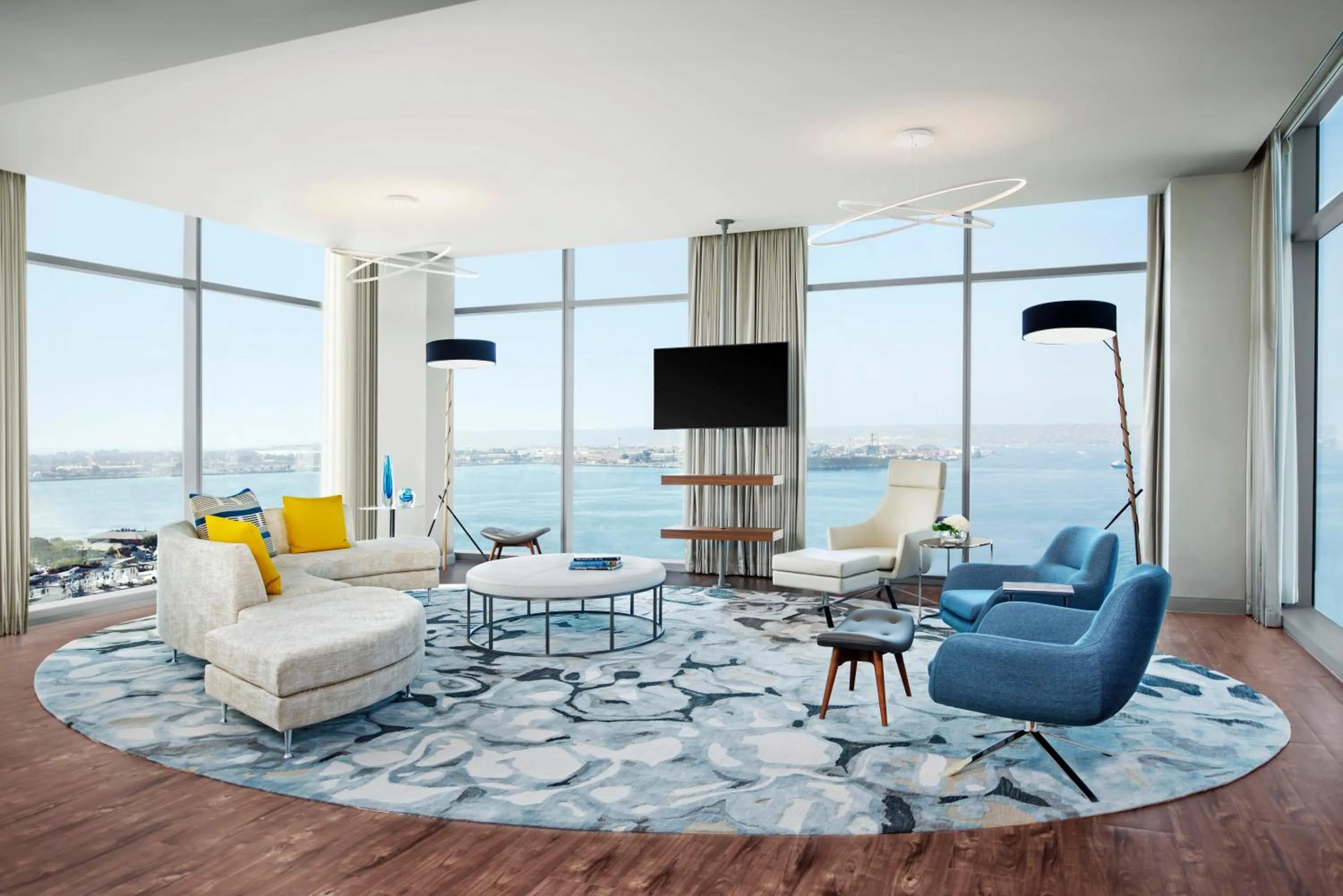 Photo of the whole room in InterContinental San Diego by IHG