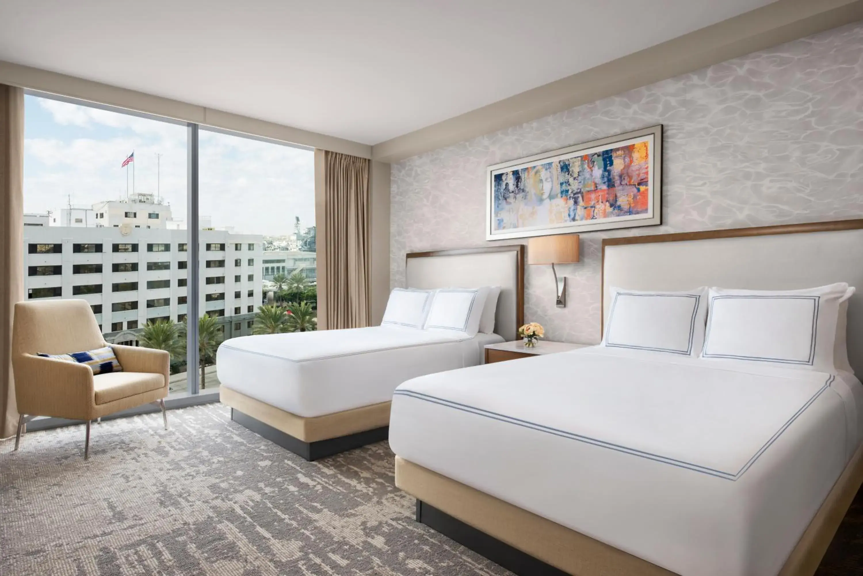 City view, Bed in InterContinental San Diego by IHG City view, Bed in InterContinental San Diego by IHG