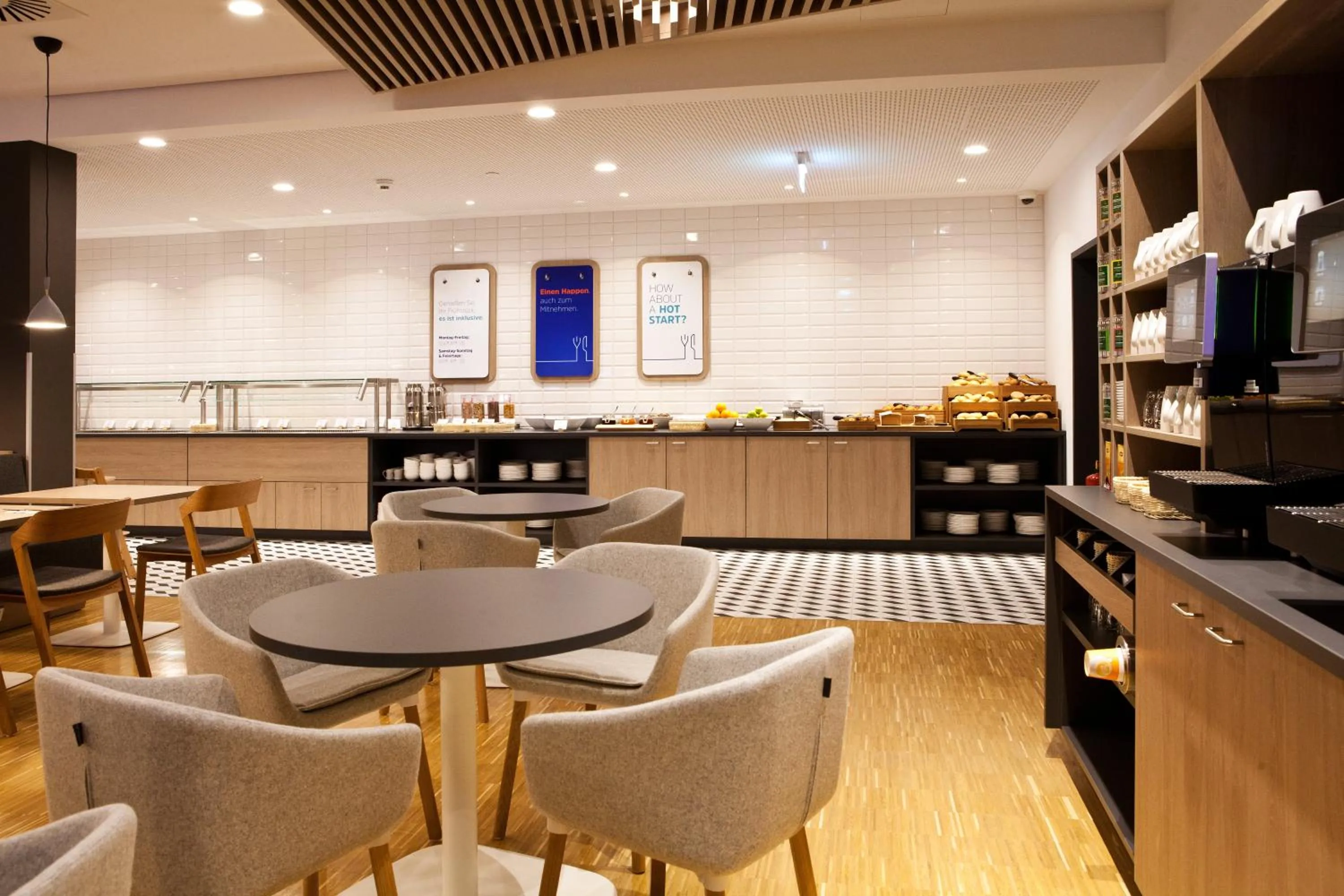 Restaurant/places to eat in Holiday Inn Express - Ringsheim by IHG