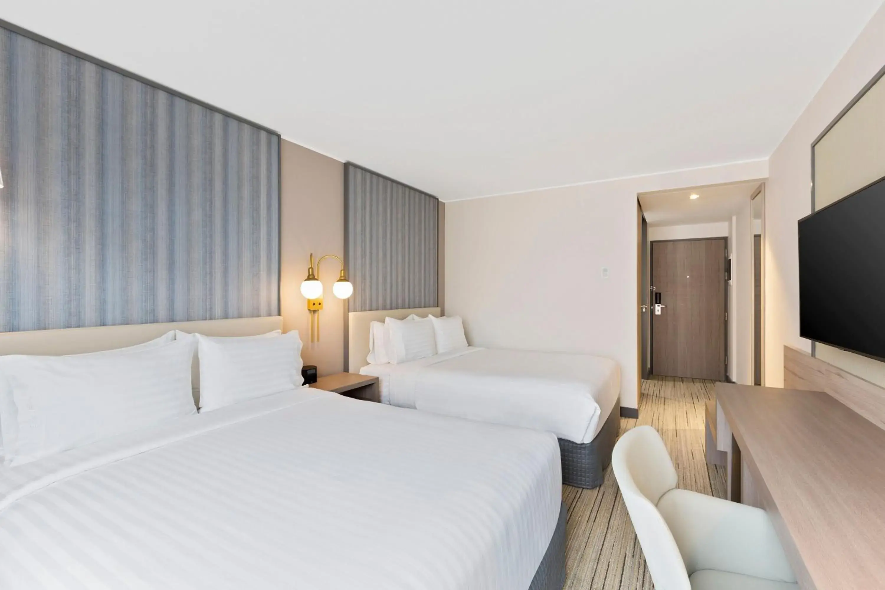 Standard Double Room with Two Double Beds - Extra Floor in Holiday Inn Express - Lima San Isidro by IHG Standard Double Room with Two Double Beds - Extra Floor in Holiday Inn Express - Lima San Isidro by IHG