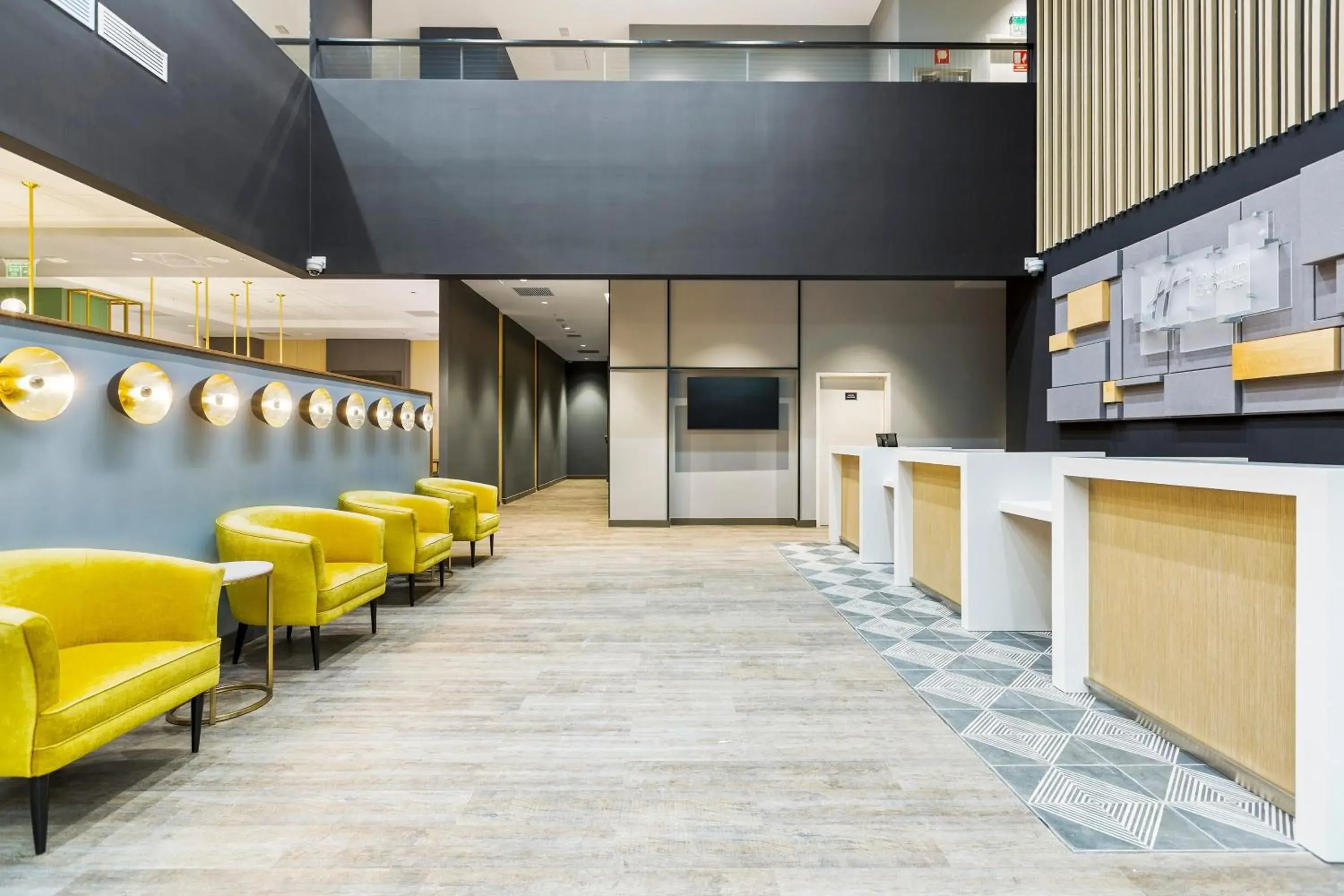 Property building in Holiday Inn Express - Lima San Isidro by IHG Property building in Holiday Inn Express - Lima San Isidro by IHG