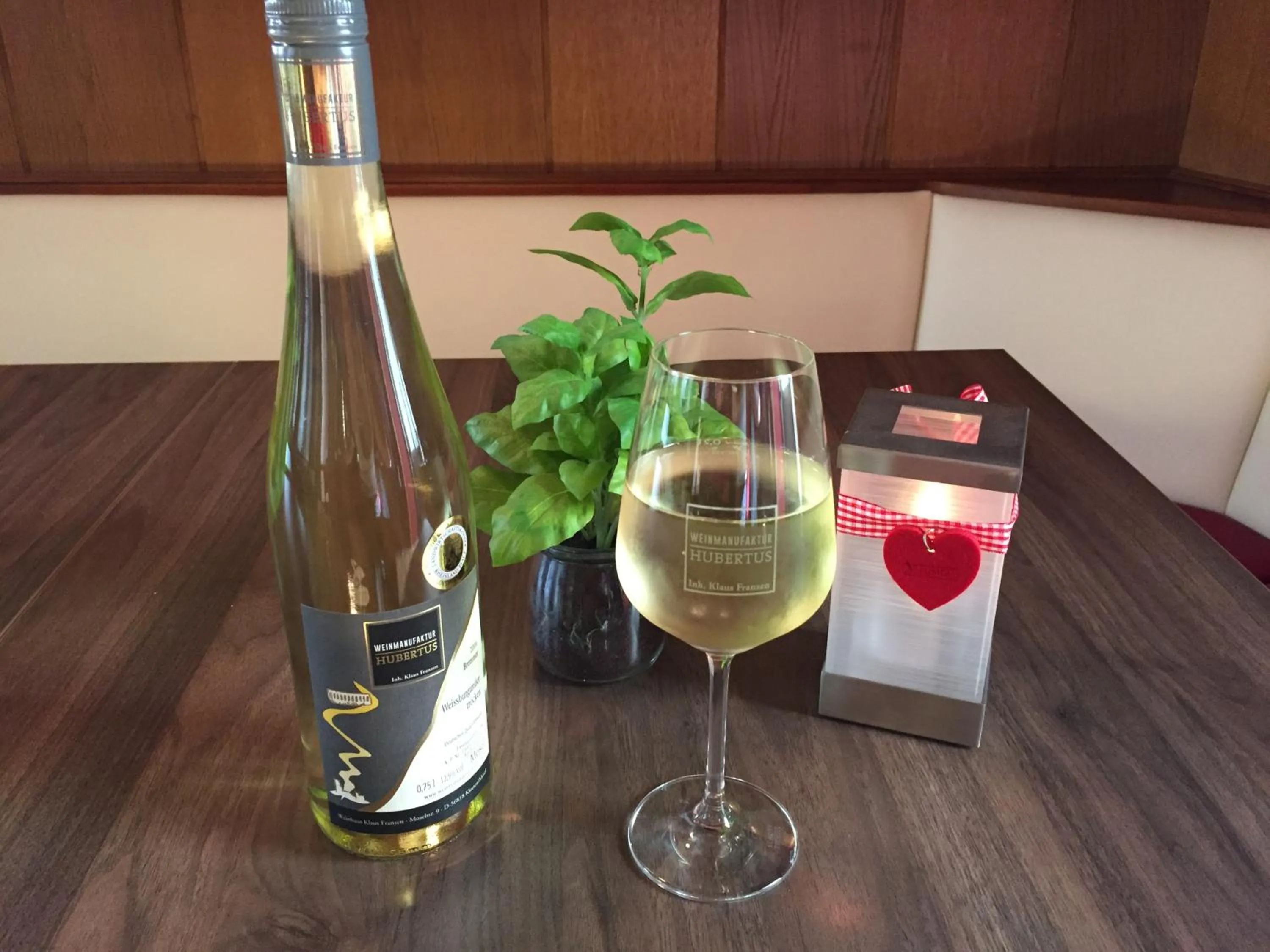 Alcoholic drinks in Hotel Zur Dorfschänke