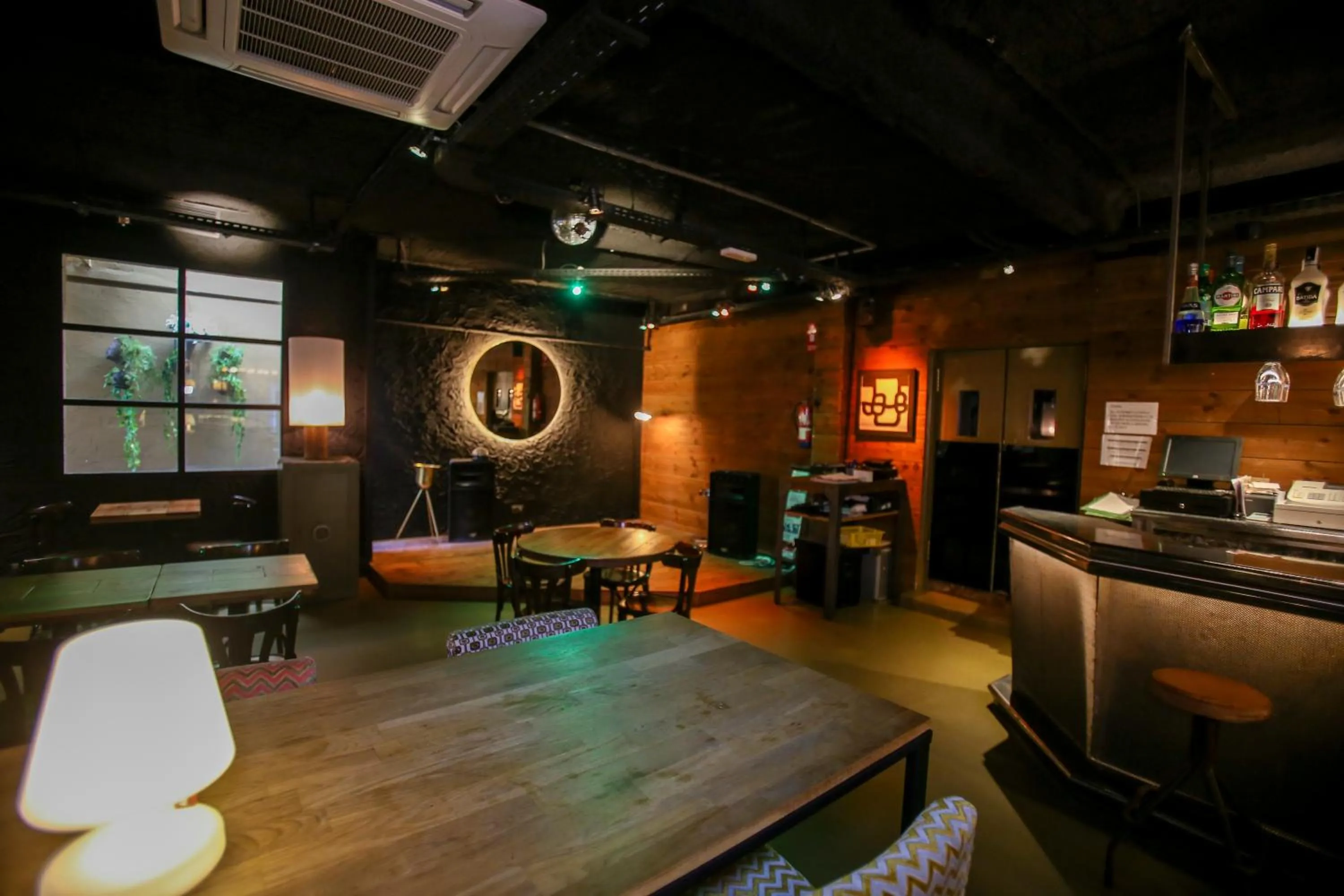 Restaurant/places to eat in Gatell Hotel