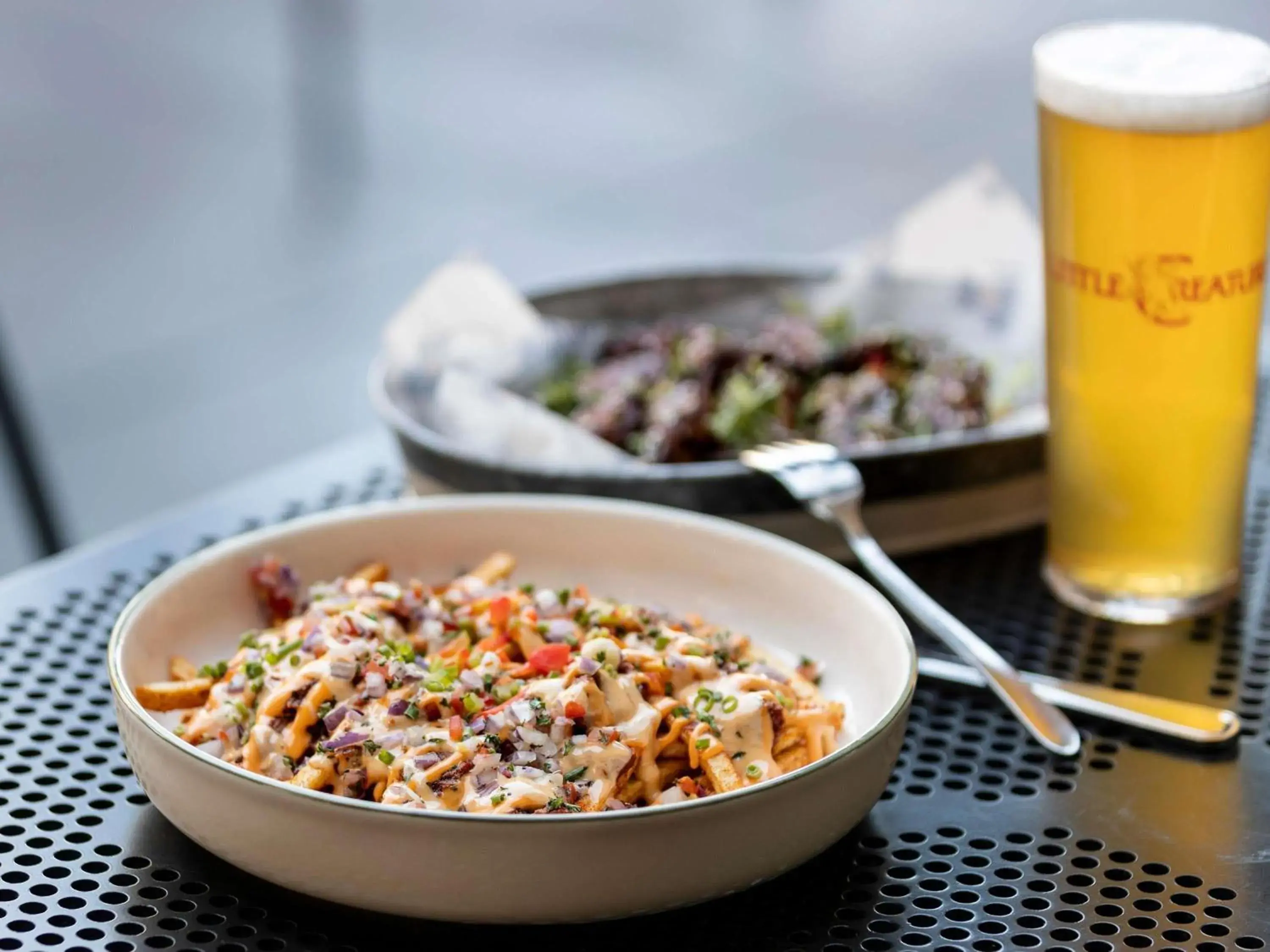 Lounge or bar in Mercure Perth On Hay Lounge or bar in Mercure Perth On Hay