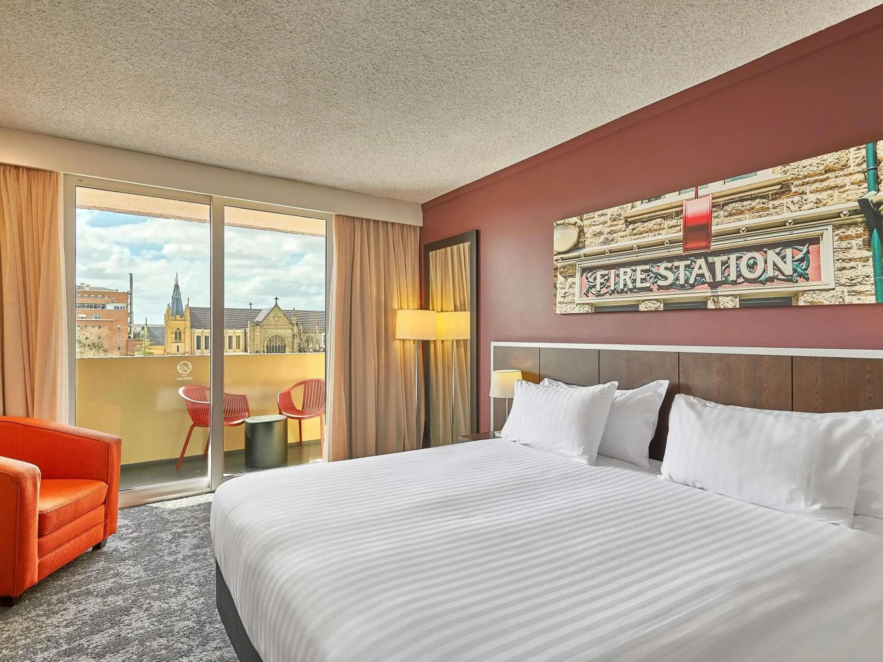 Bedroom, Bed in Mercure Perth On Hay Bedroom, Bed in Mercure Perth On Hay