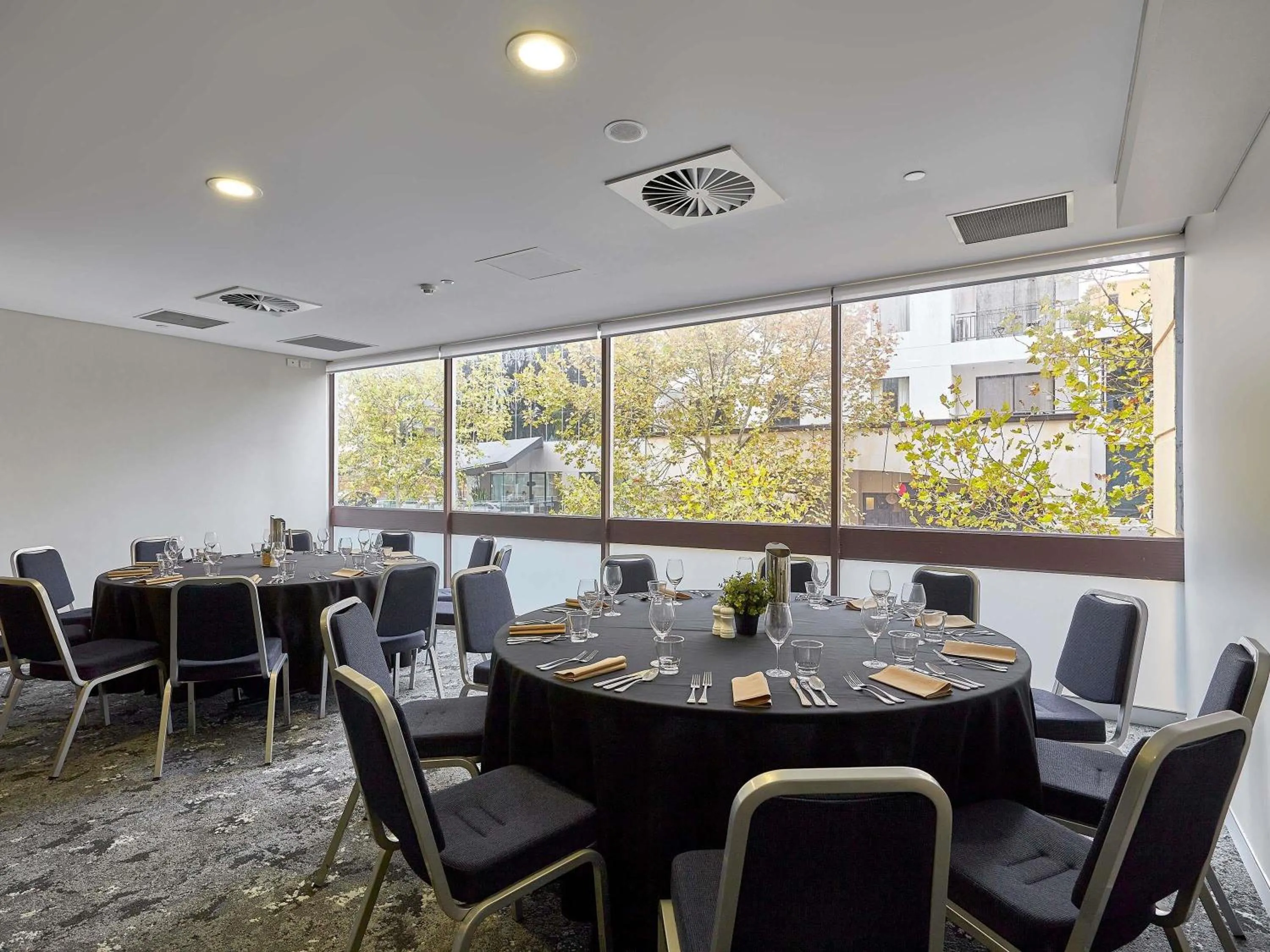 Meeting/conference room in Mercure Perth On Hay