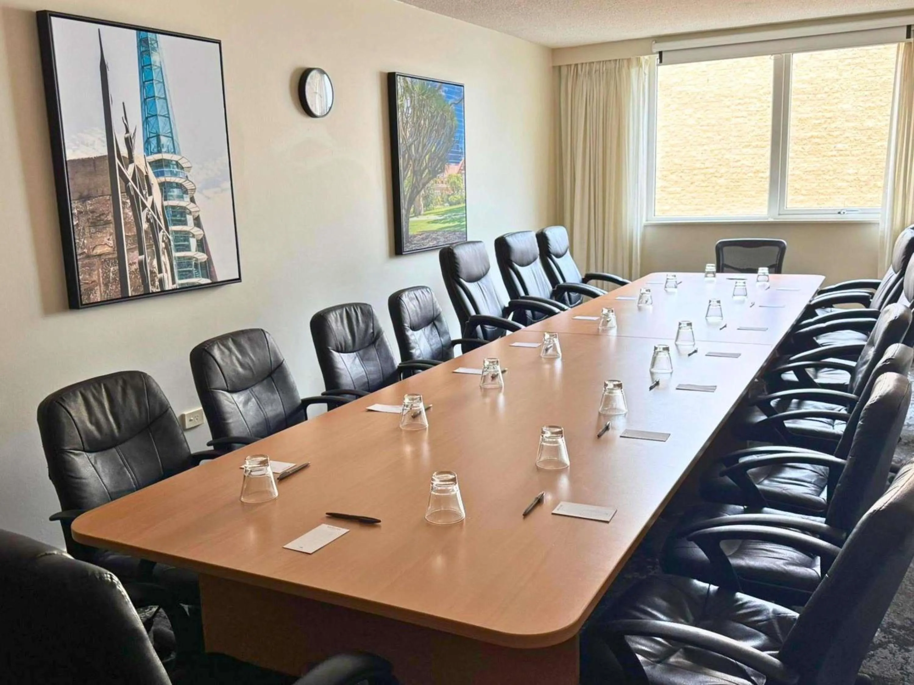 Meeting/conference room in Mercure Perth On Hay