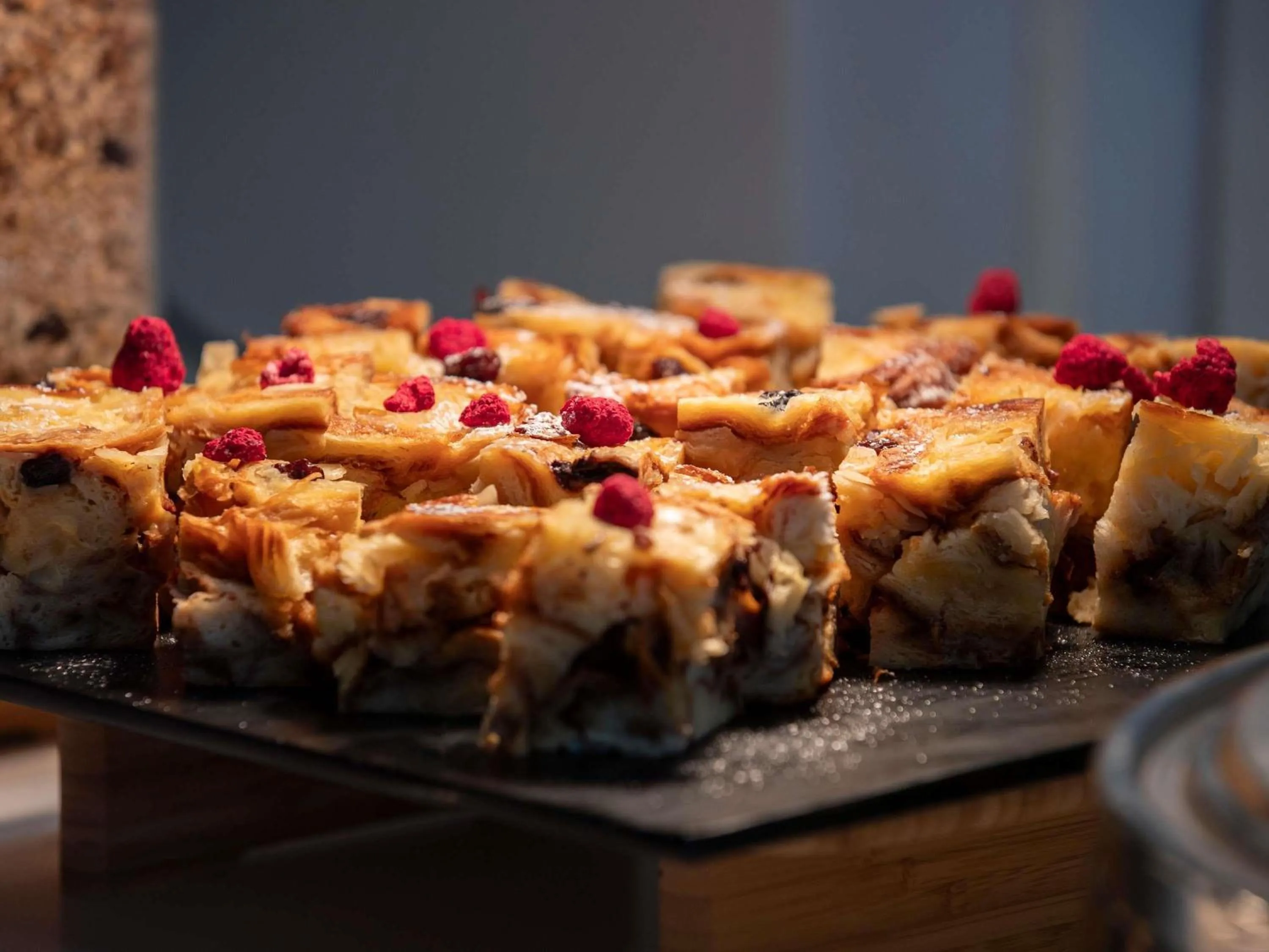 Breakfast in Mercure Perth On Hay