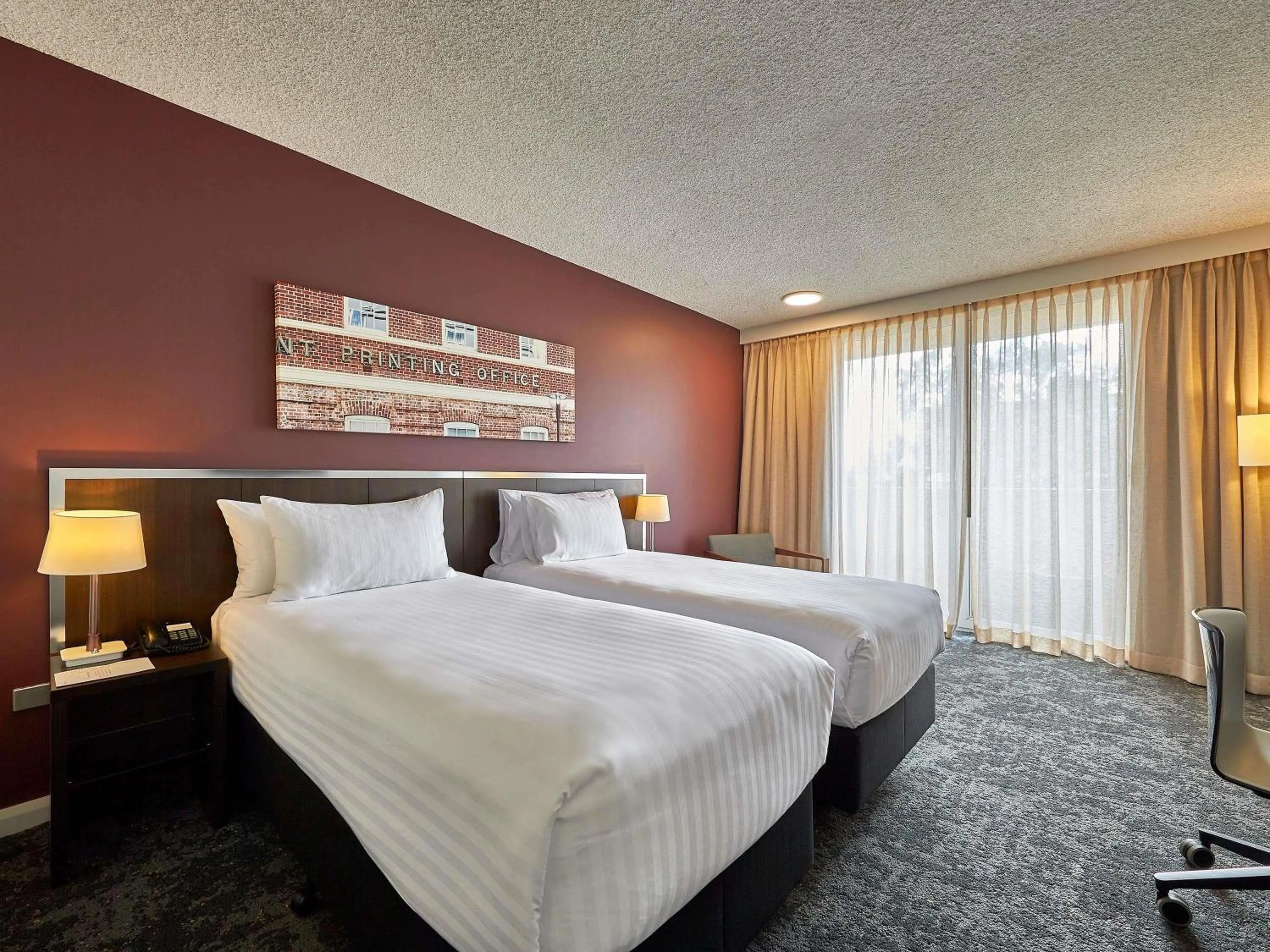 Bedroom, Bed in Mercure Perth On Hay