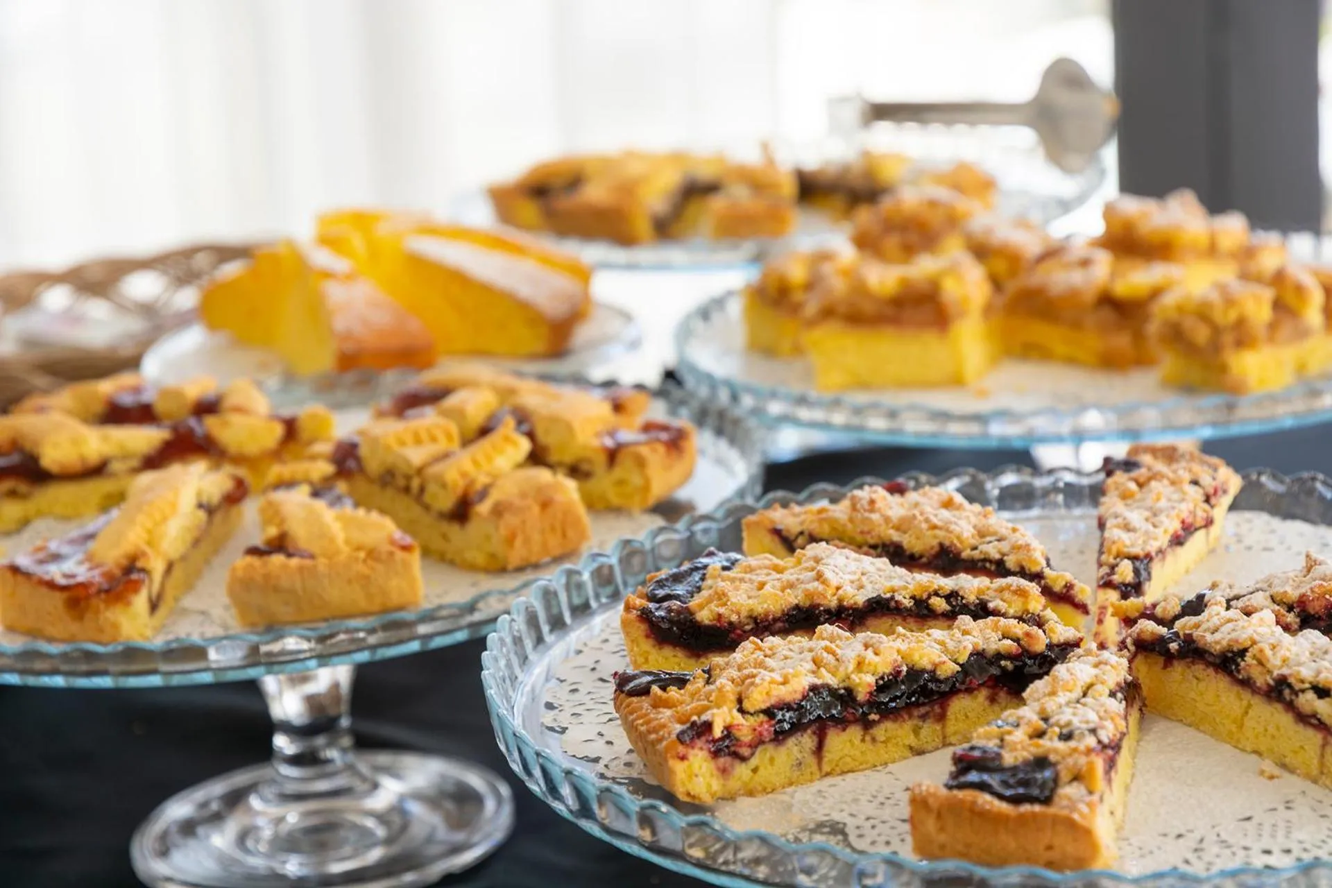 Breakfast in Hotel Atlas