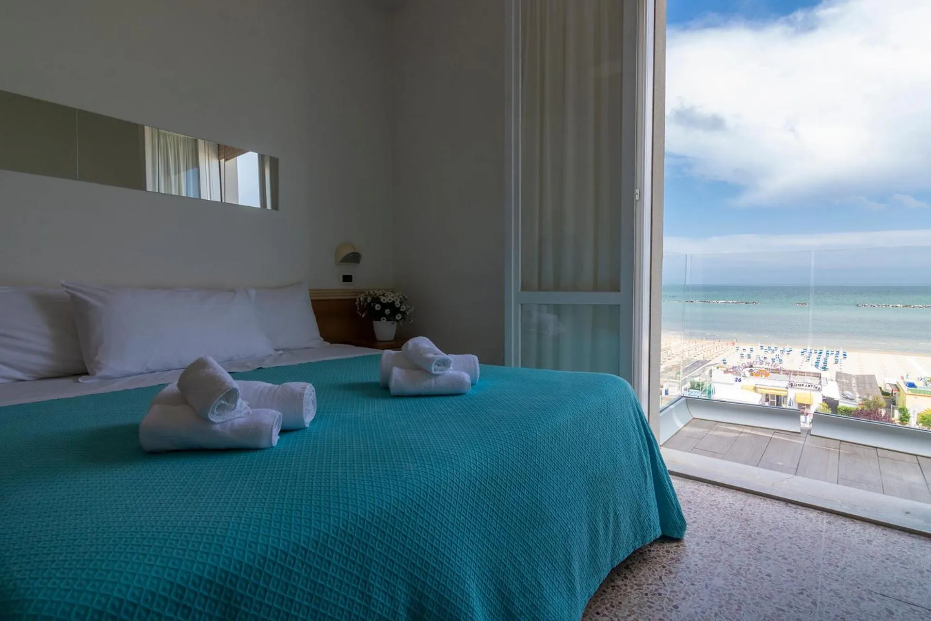 View (from property/room), Bed in Hotel Atlas