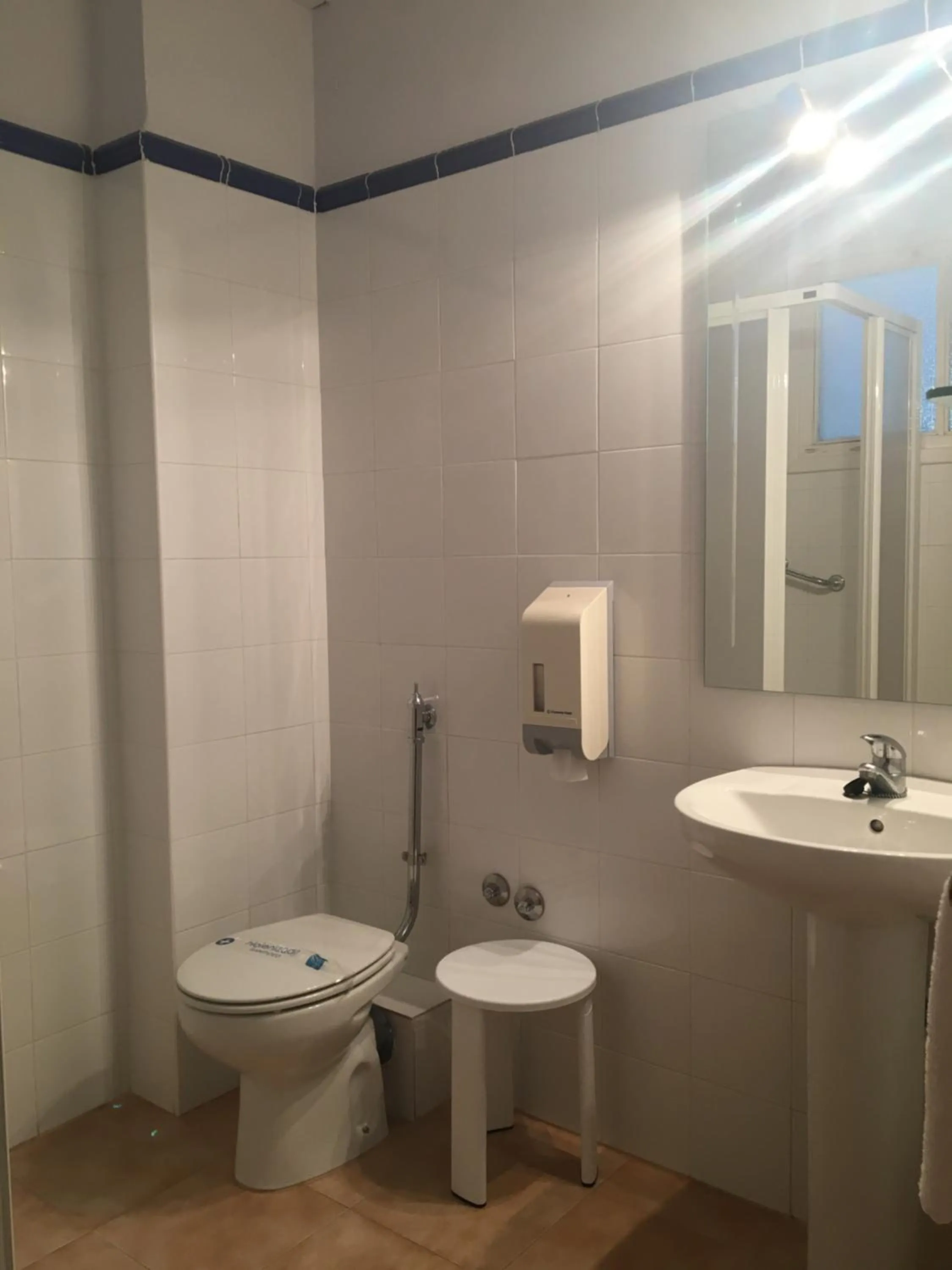 MONASTERIO de SANTA MARÍA DE VALVANERA