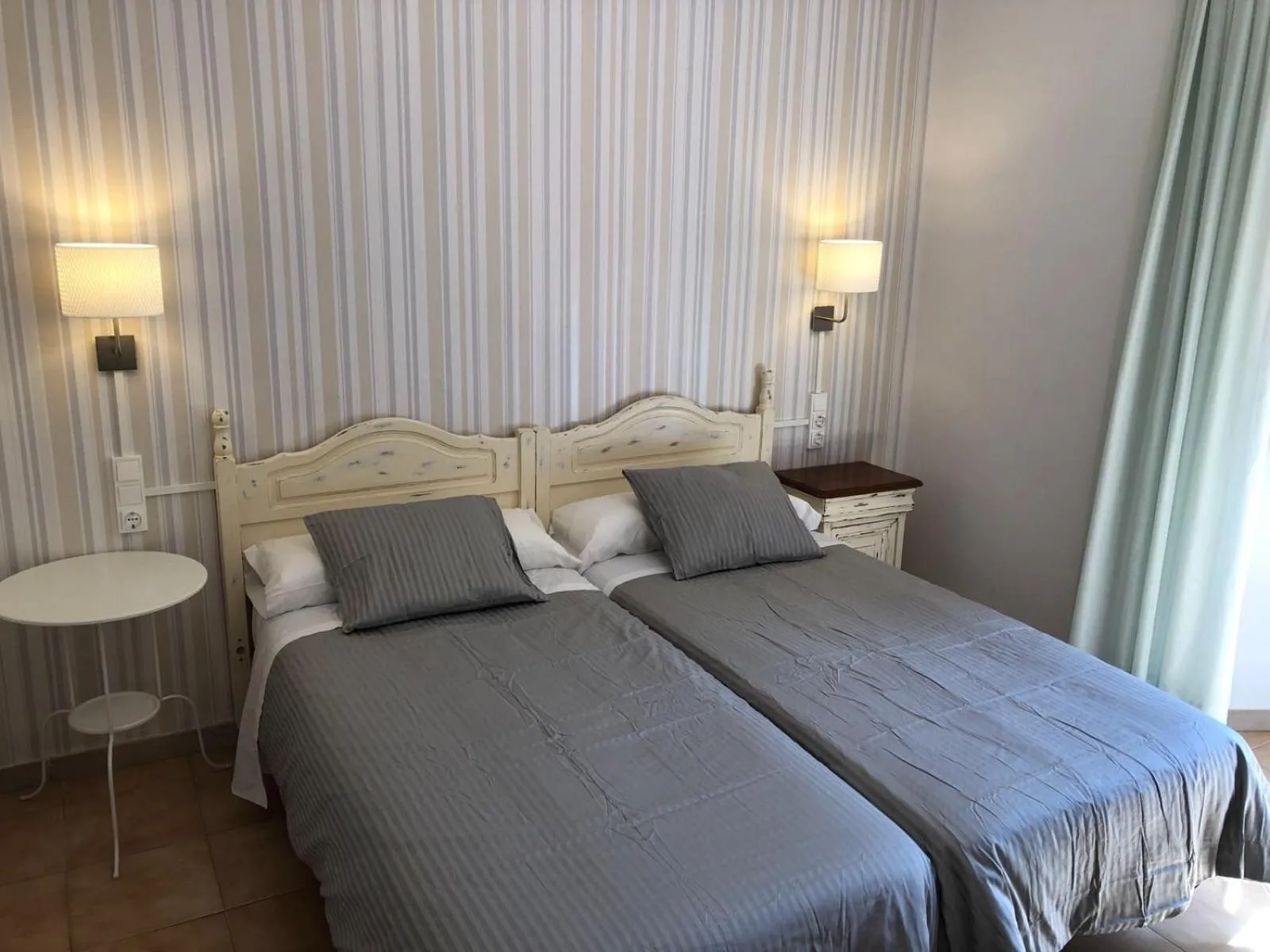 Bed in MONASTERIO de SANTA MARÍA DE VALVANERA