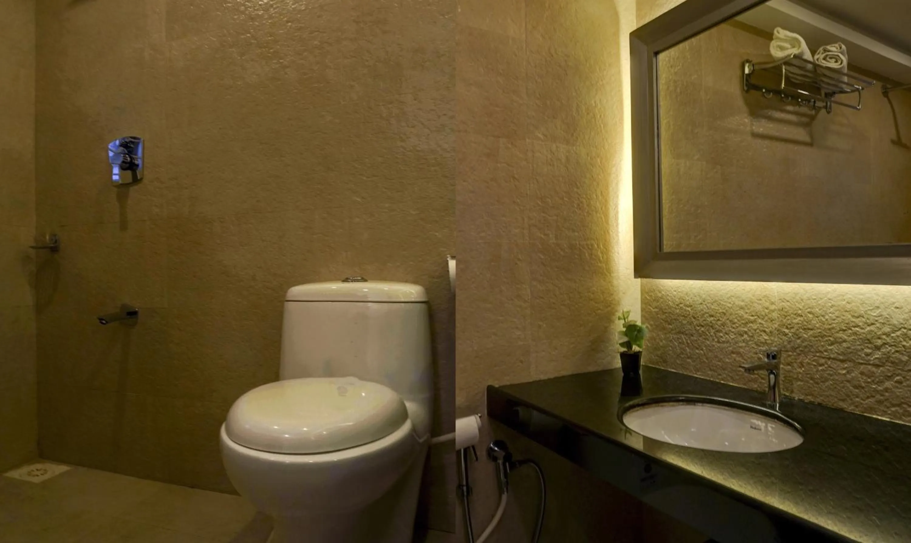 Bathroom in Treebo Five Elements, Lonavala