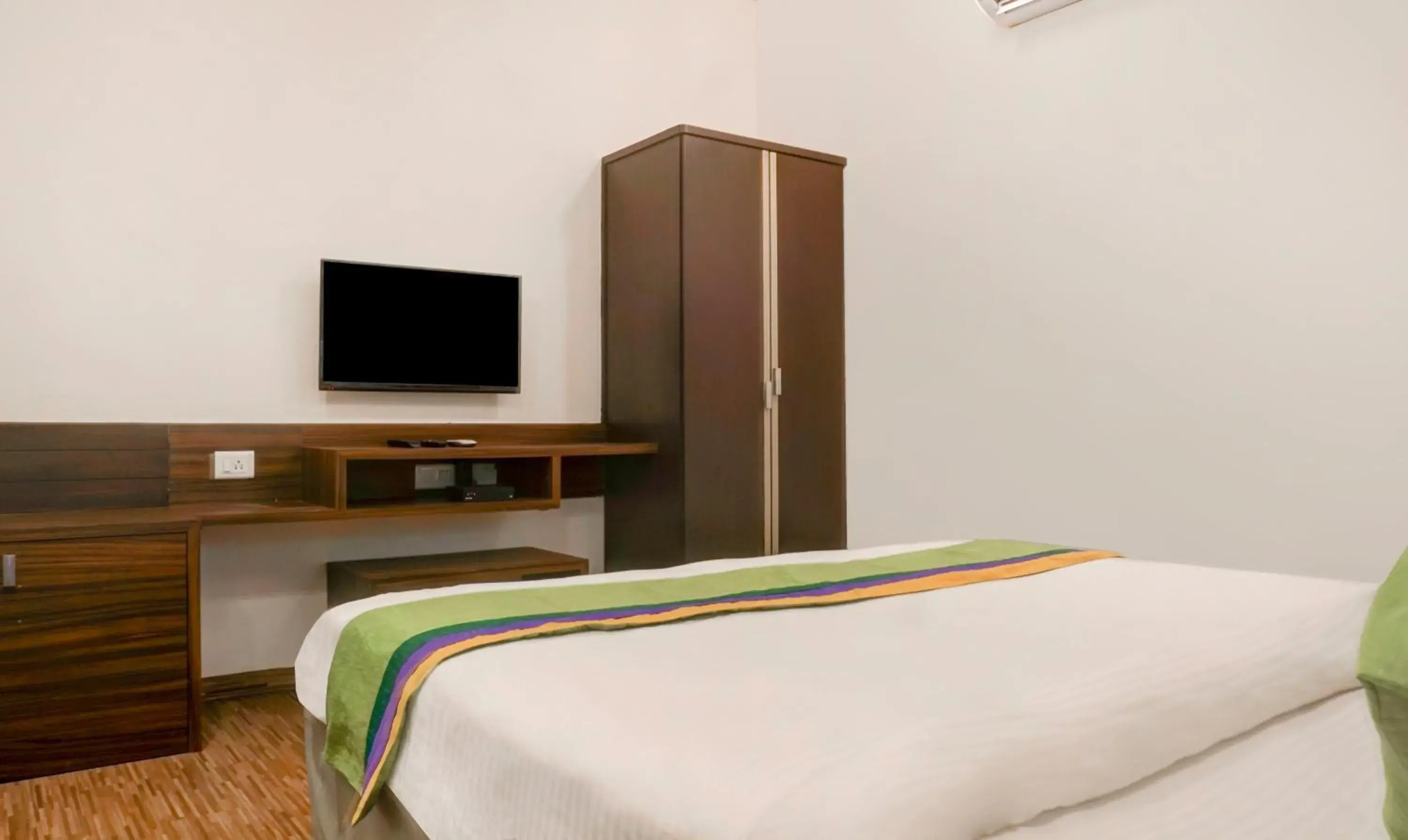 Bedroom, Bed in Treebo Five Elements, Lonavala Bedroom, Bed in Treebo Five Elements, Lonavala