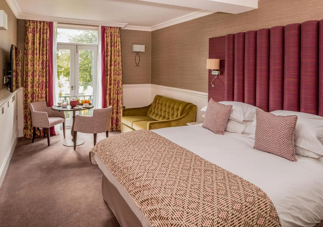 Photo of the whole room, Bed in The West Park Hotel