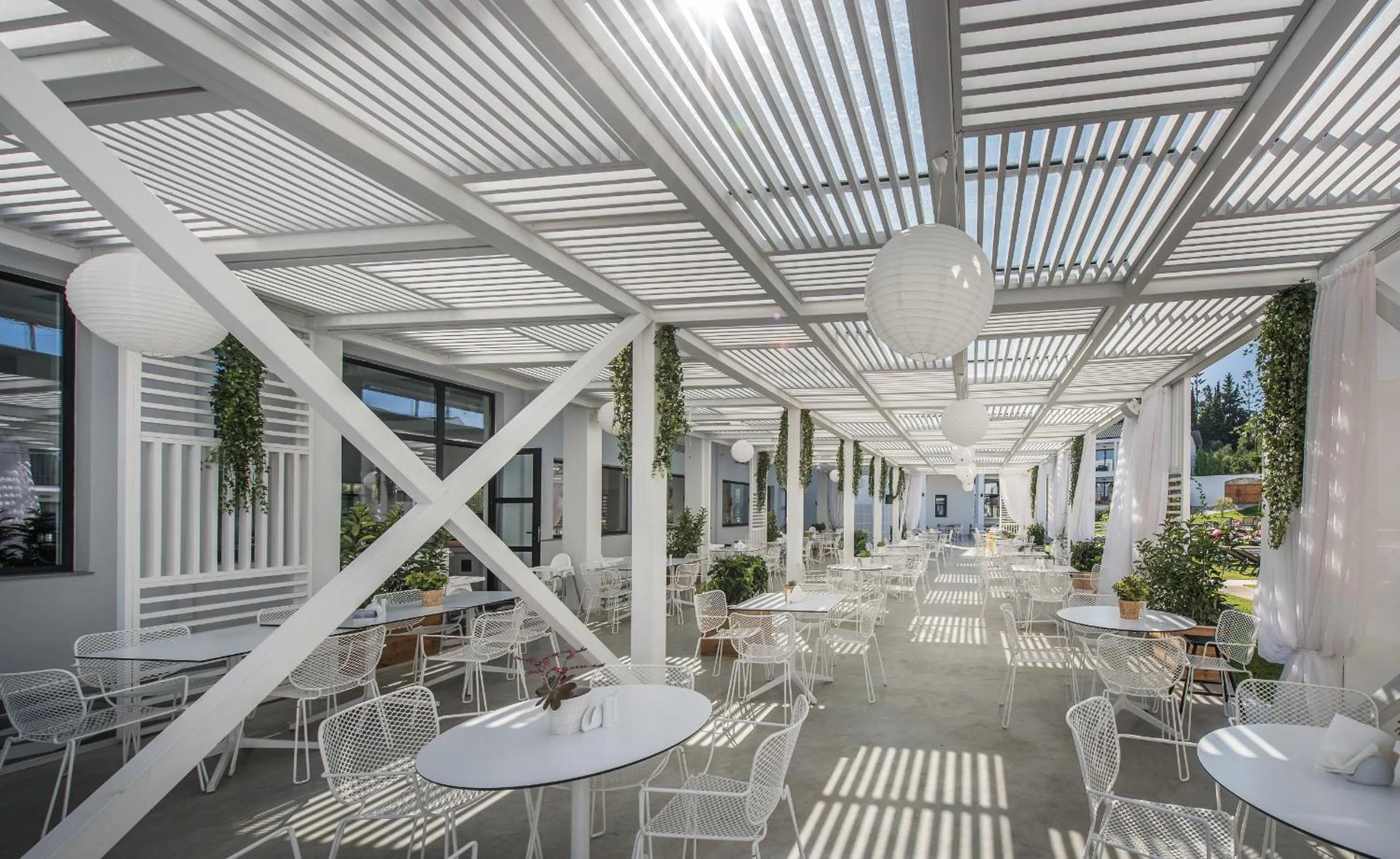 Restaurant/places to eat in Aqua Bay