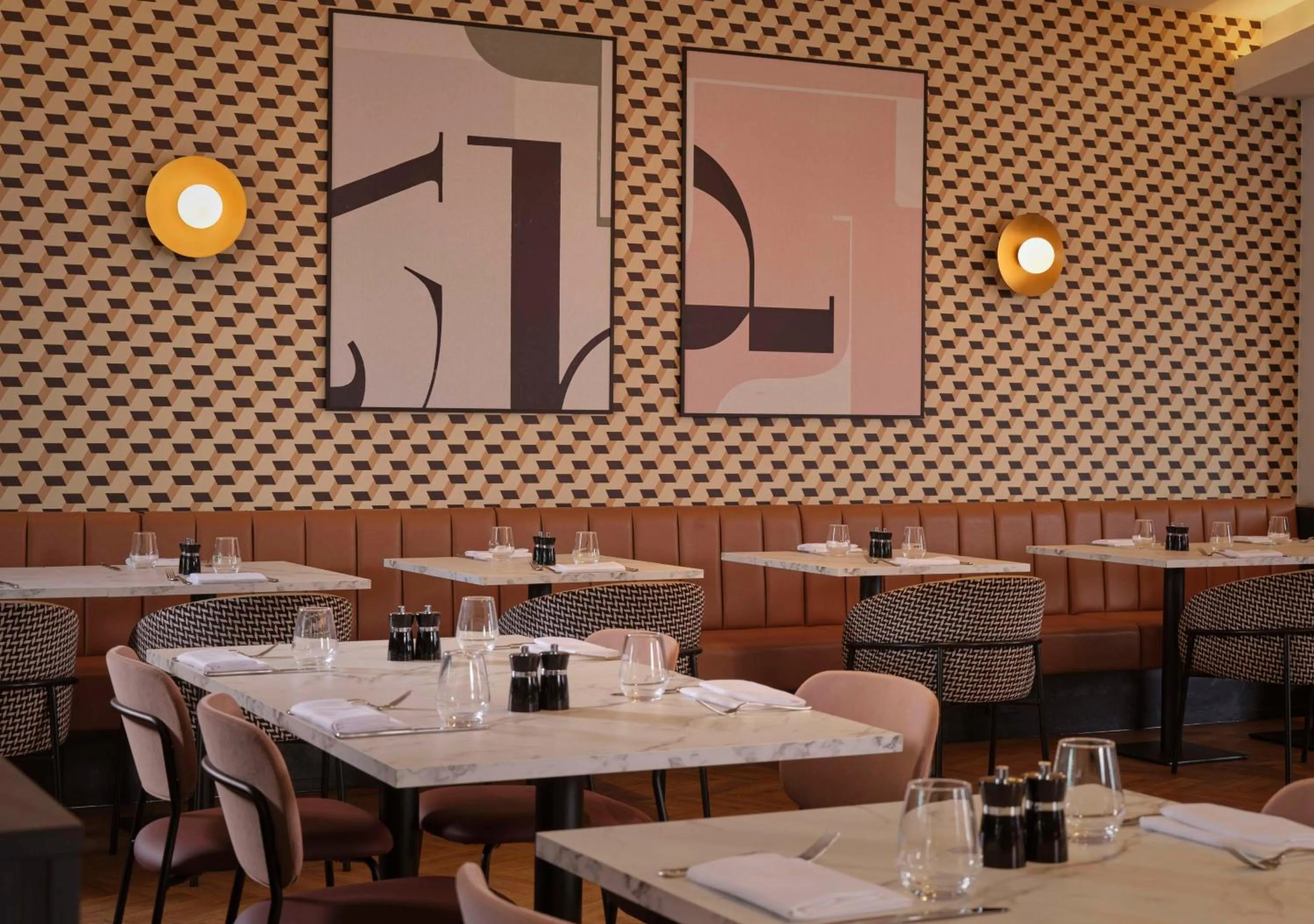 Restaurant/places to eat in Doubletree By Hilton Sheffield City