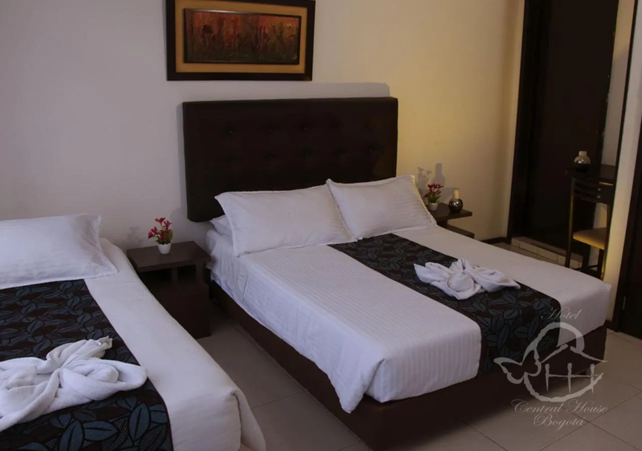 Other, Bed in Hotel Central House a 5 min de la Embajada Americana