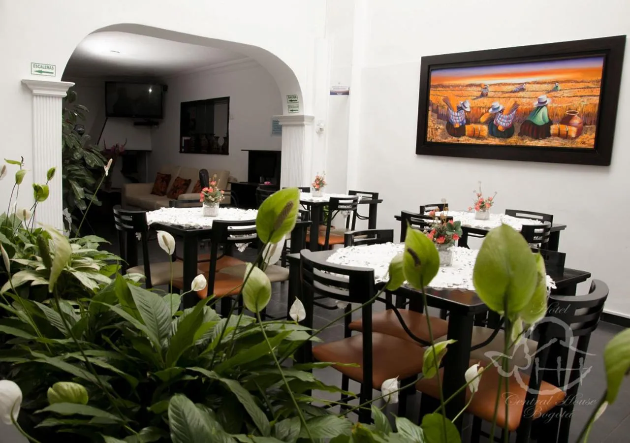 On site in Hotel Central House a 5 min de la Embajada Americana