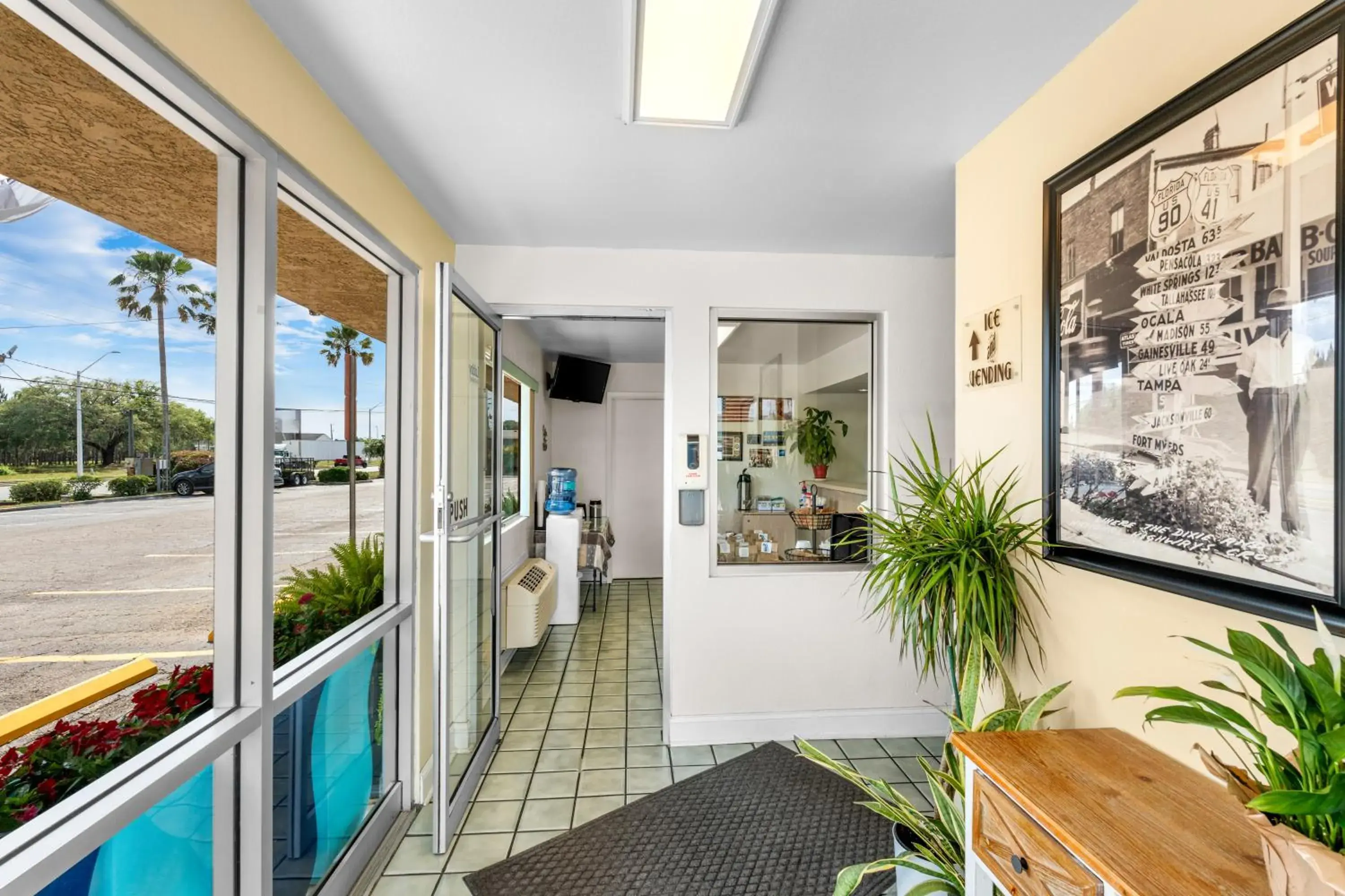 Lobby or reception in Americas Best Value Inn - Lake City Lobby or reception in Americas Best Value Inn - Lake City