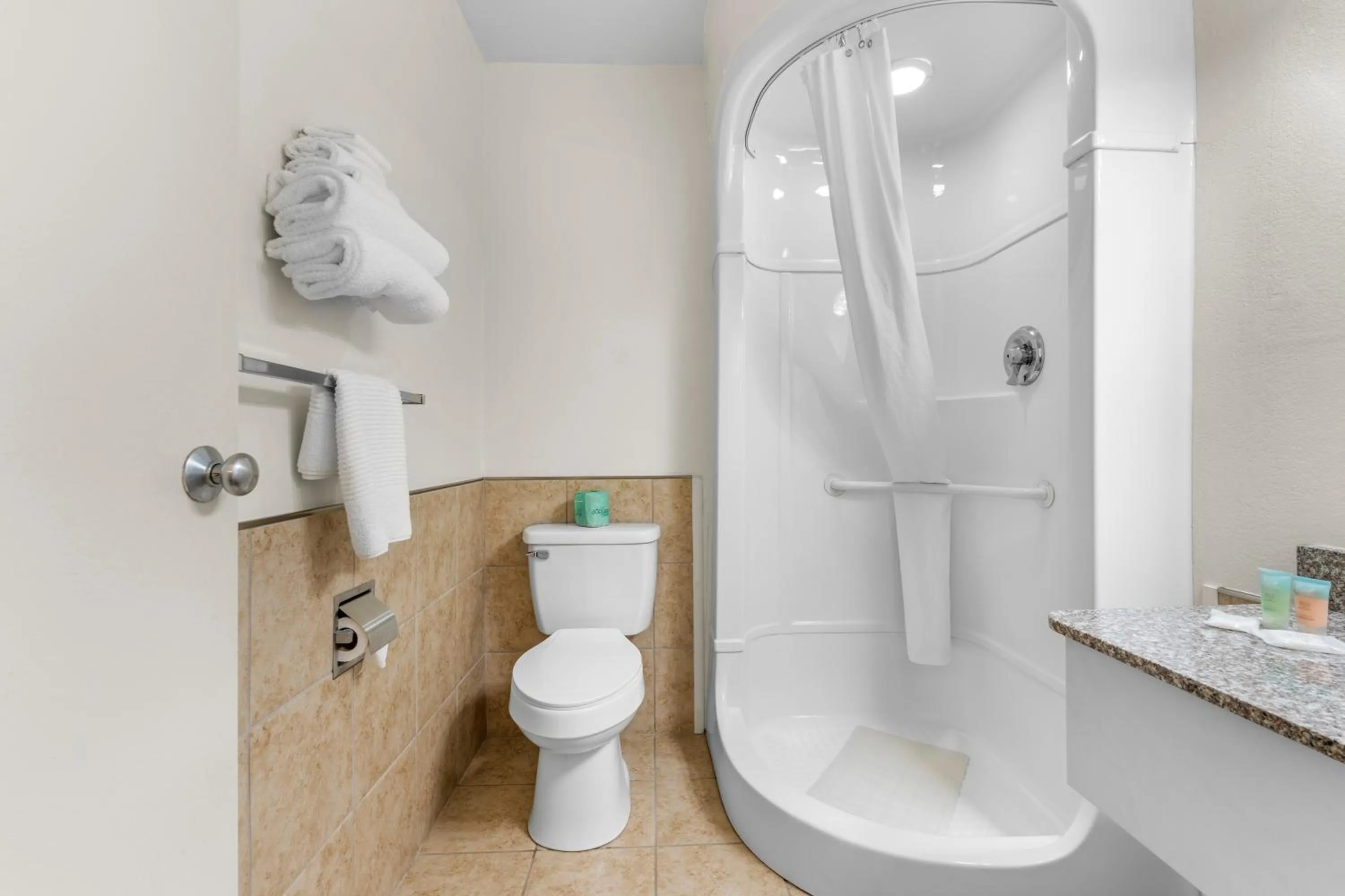 Shower in Americas Best Value Inn - Lake City