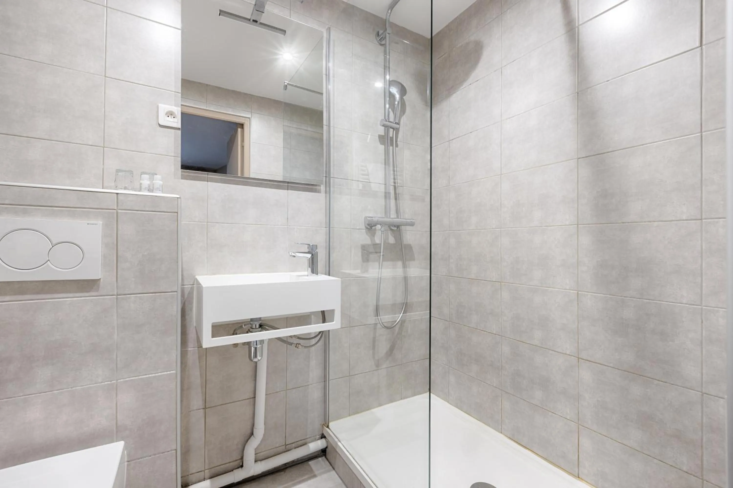 Shower in Marmotel Etoile
