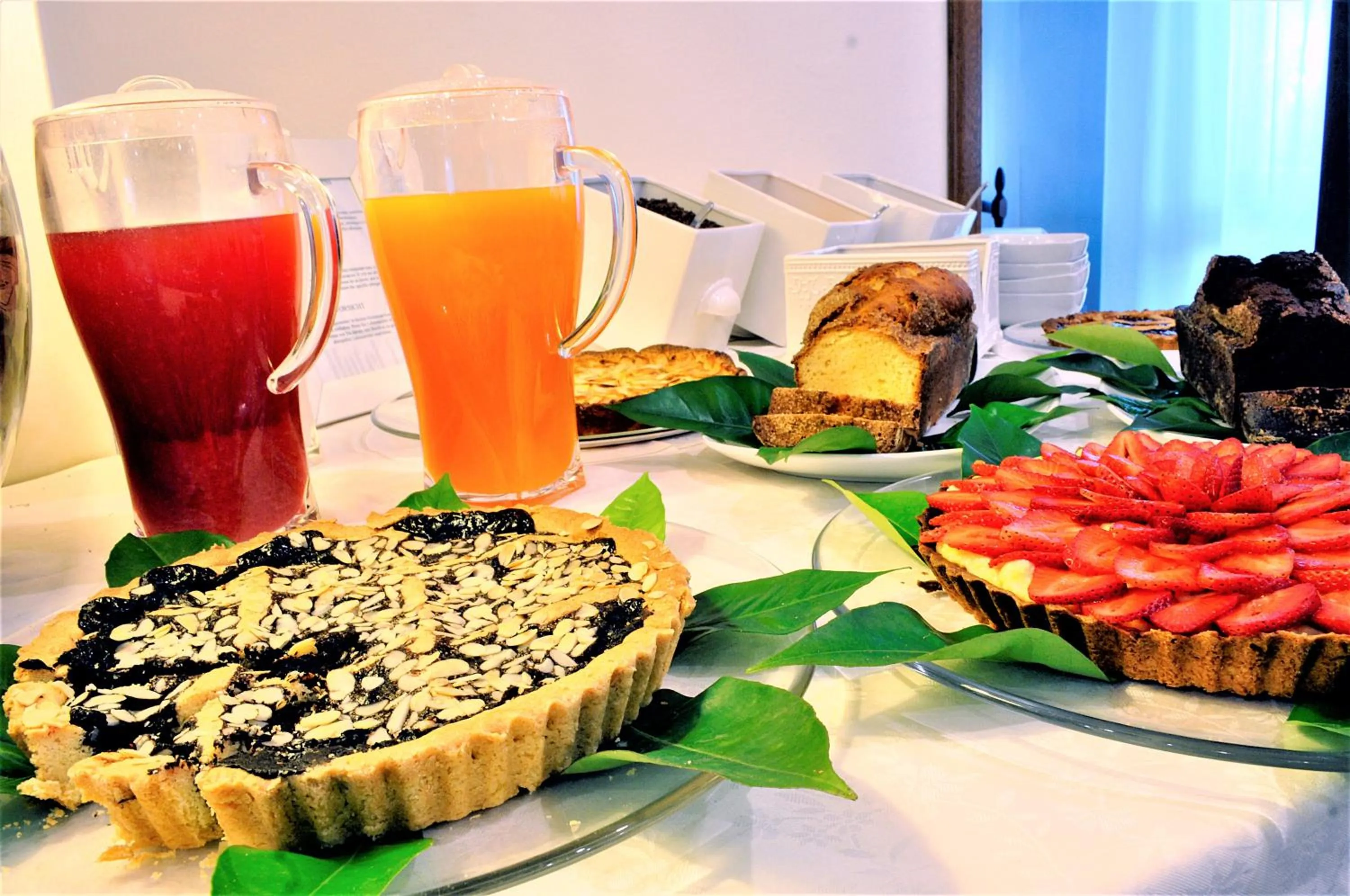 Food and drinks in Hotel Liu