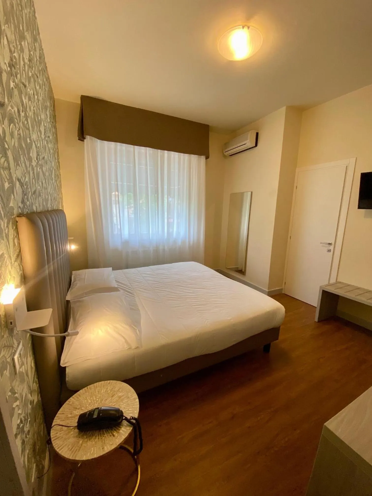 Bedroom, Bed in Hotel Liu