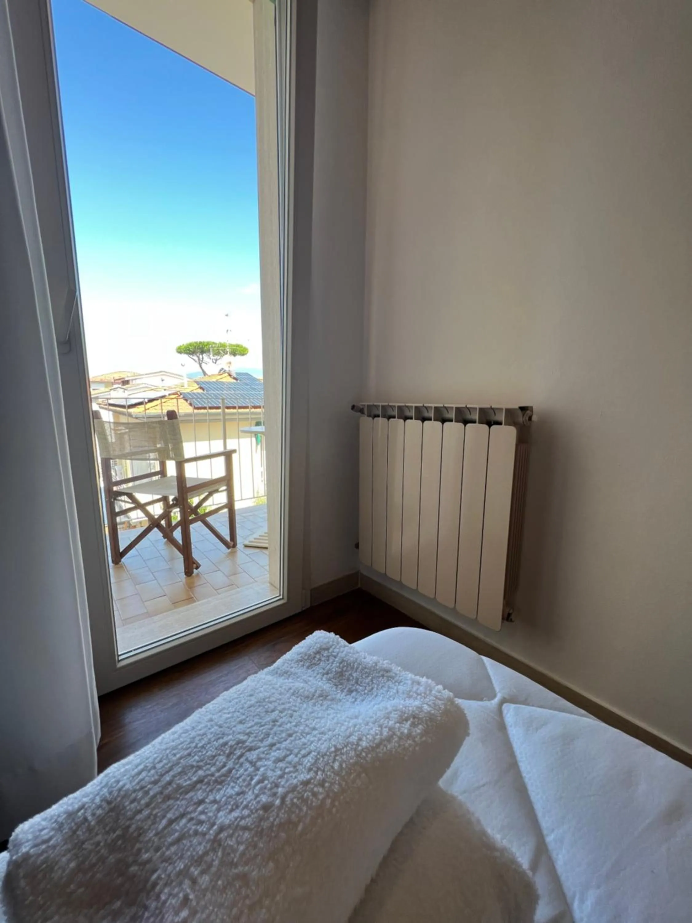 Bedroom, Bed in Hotel Liu