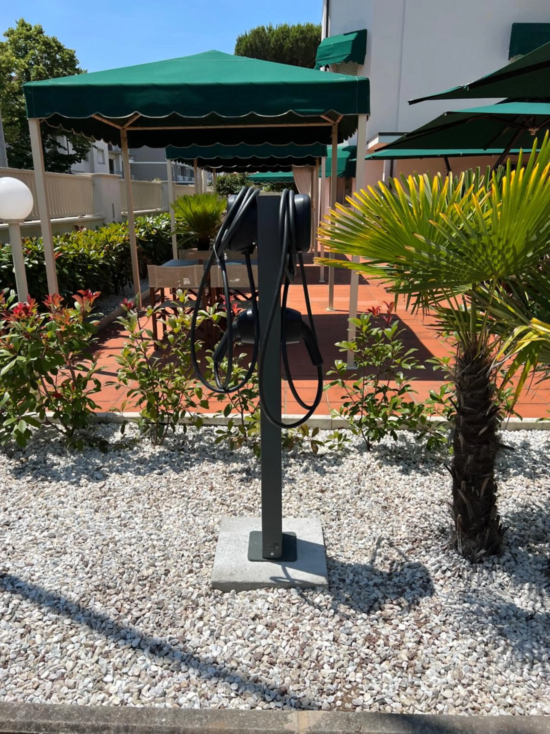 Parking in Hotel Liu